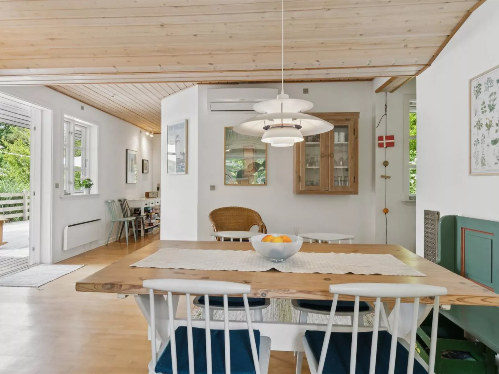 "Kaino" - 1.7km from the sea - Binnen