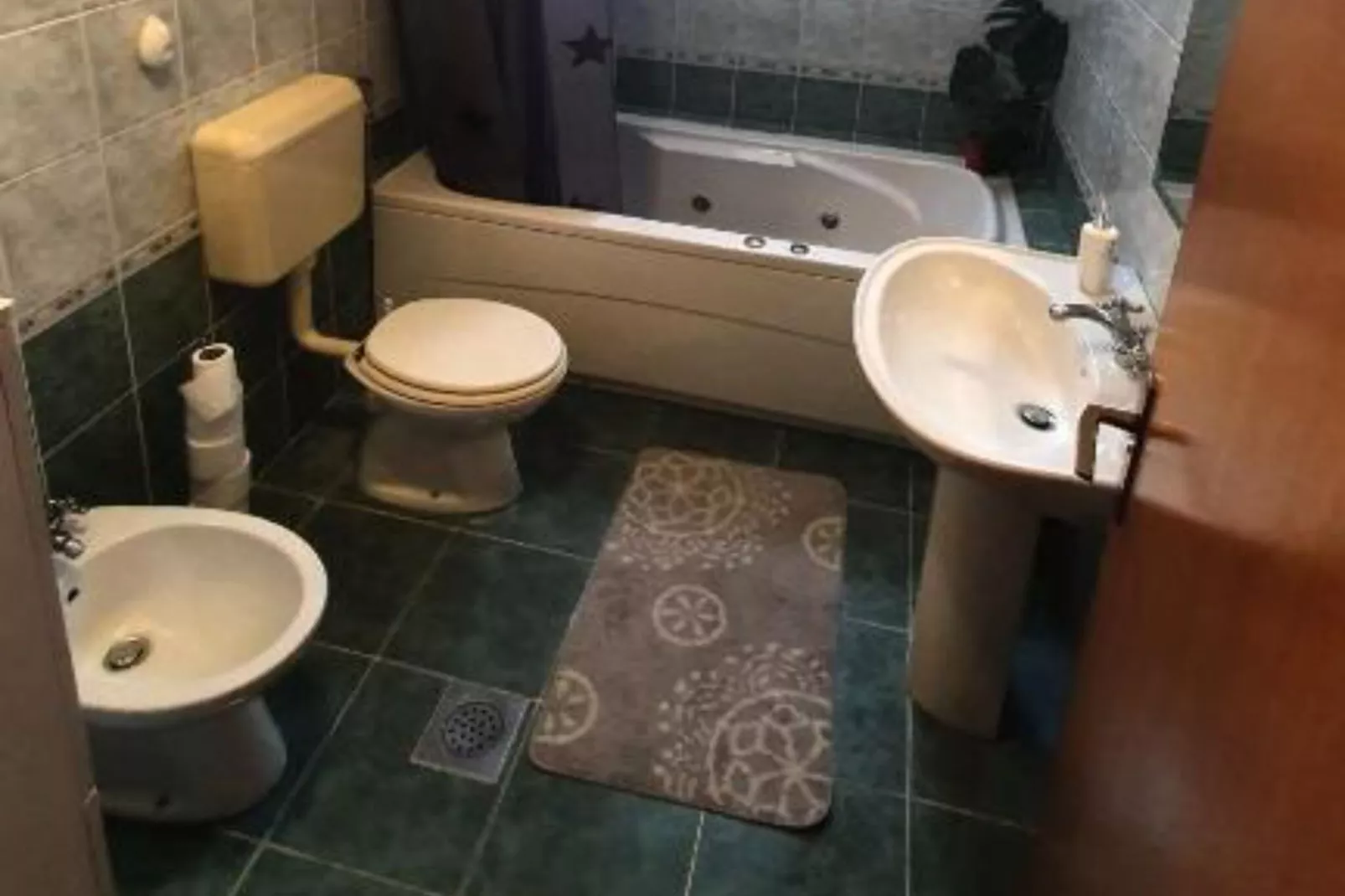 One Bedroom Magic Room (1)-Badkamer