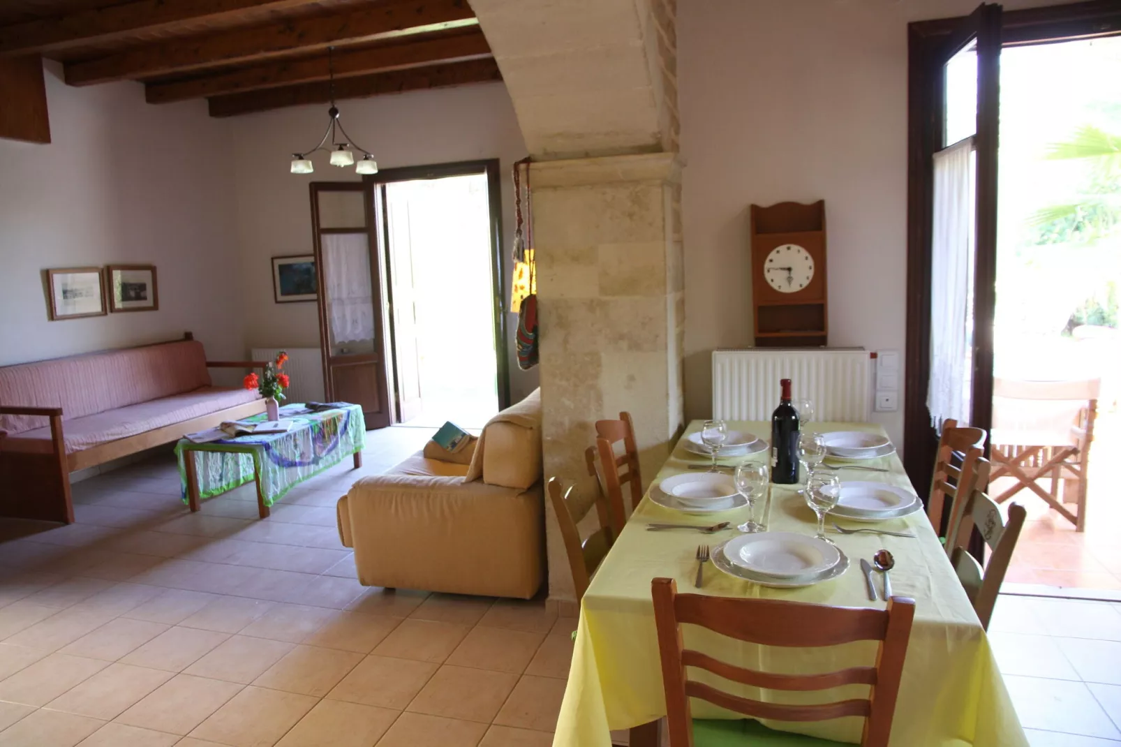 Villa Almond-Sfeer