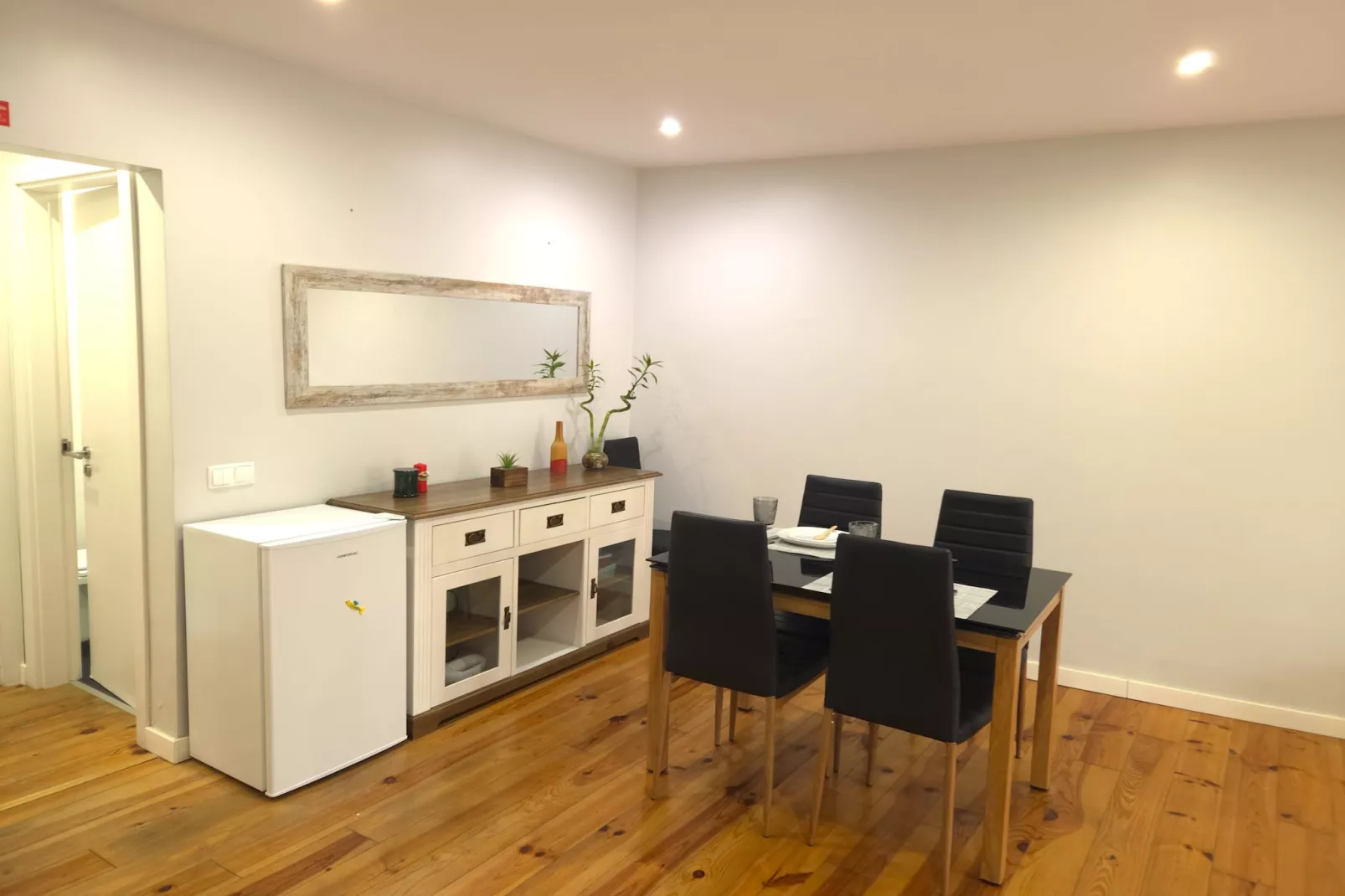 Sesimbra Terrace Escape By Gt House-Eetkamer