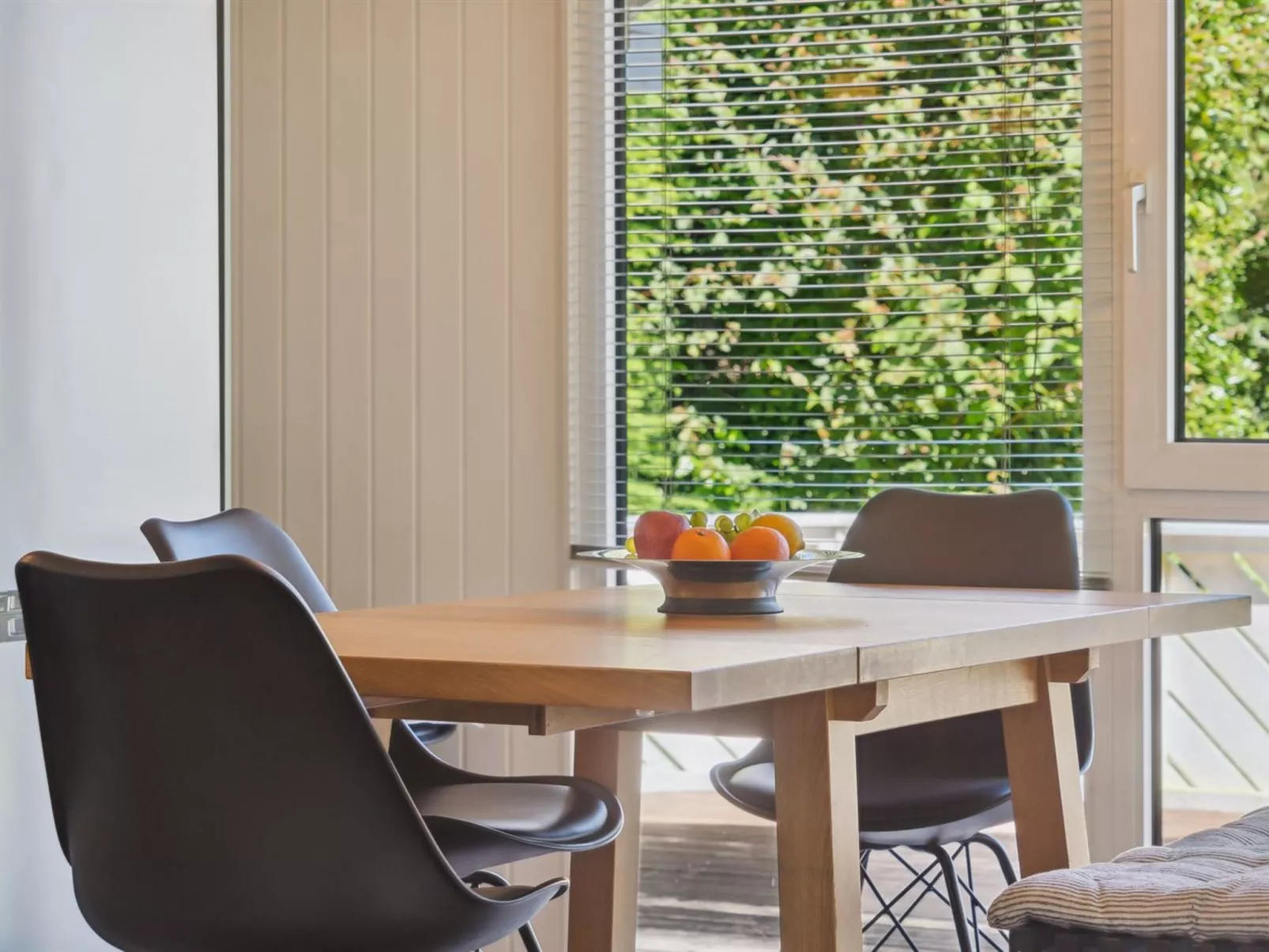 "Maini" - 350m from the sea-Binnen