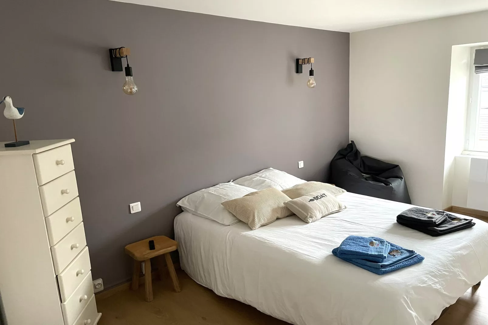 Maison de ville avec terrasse/jardin Guerlesquin-Slaapkamer