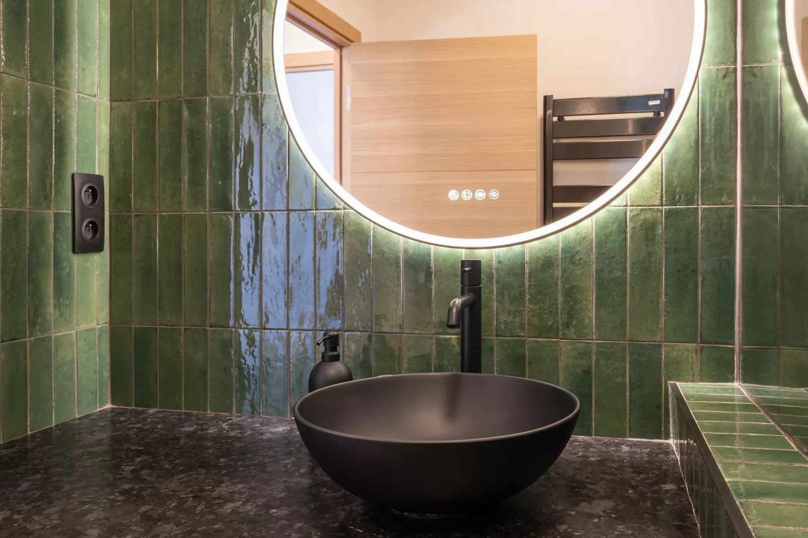 AW-32-LOUIS-BLANC-Niet-getagd