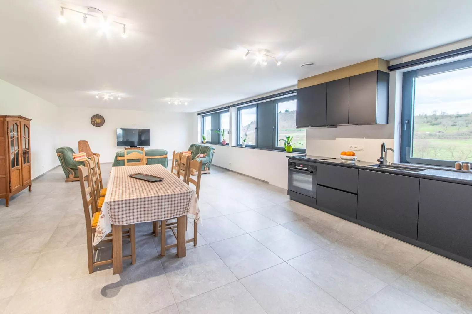 Le vol du milan-Eetkamer