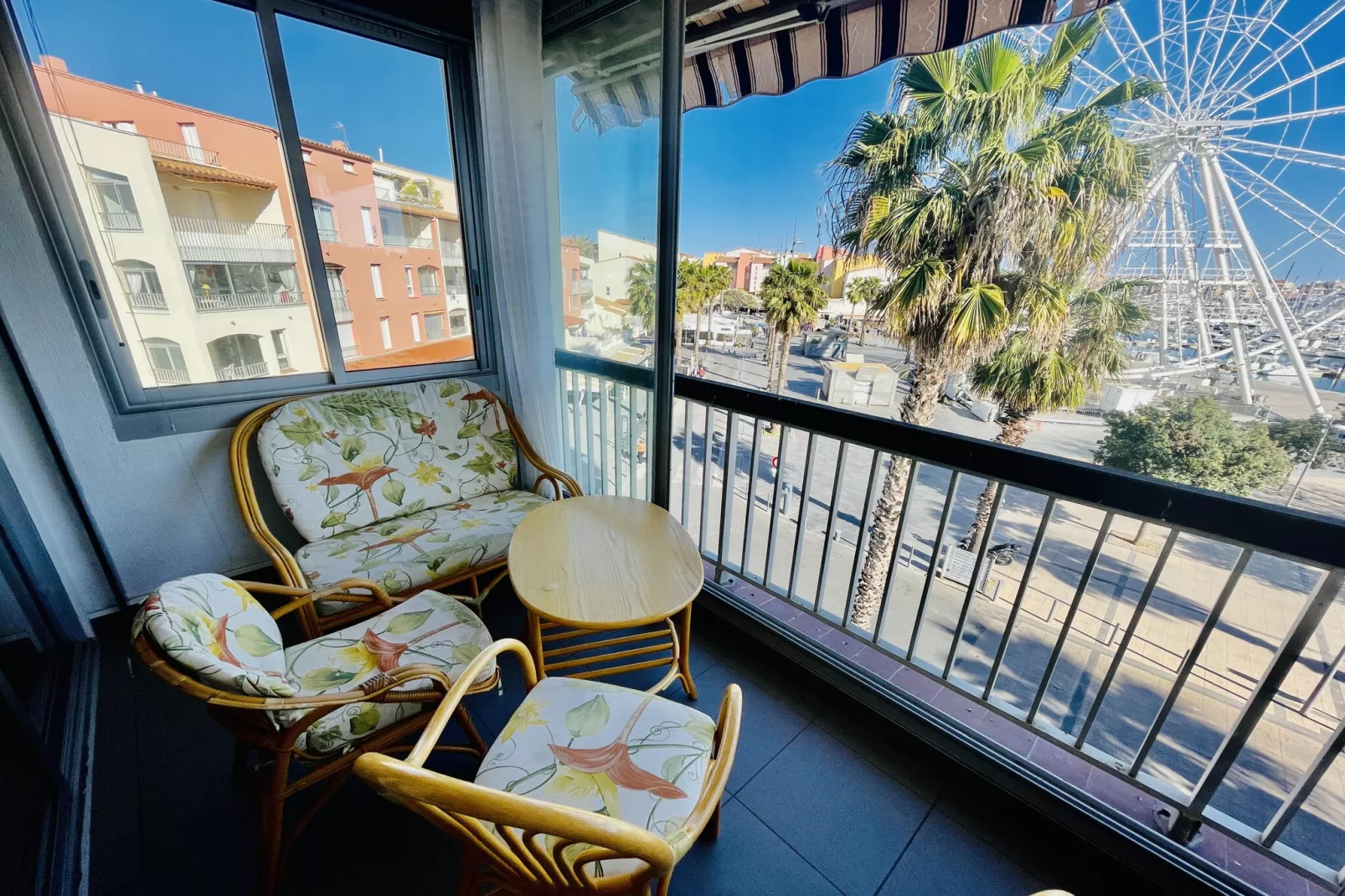 P. la madragde A N°48 - 3P6 - Terrasbalkon