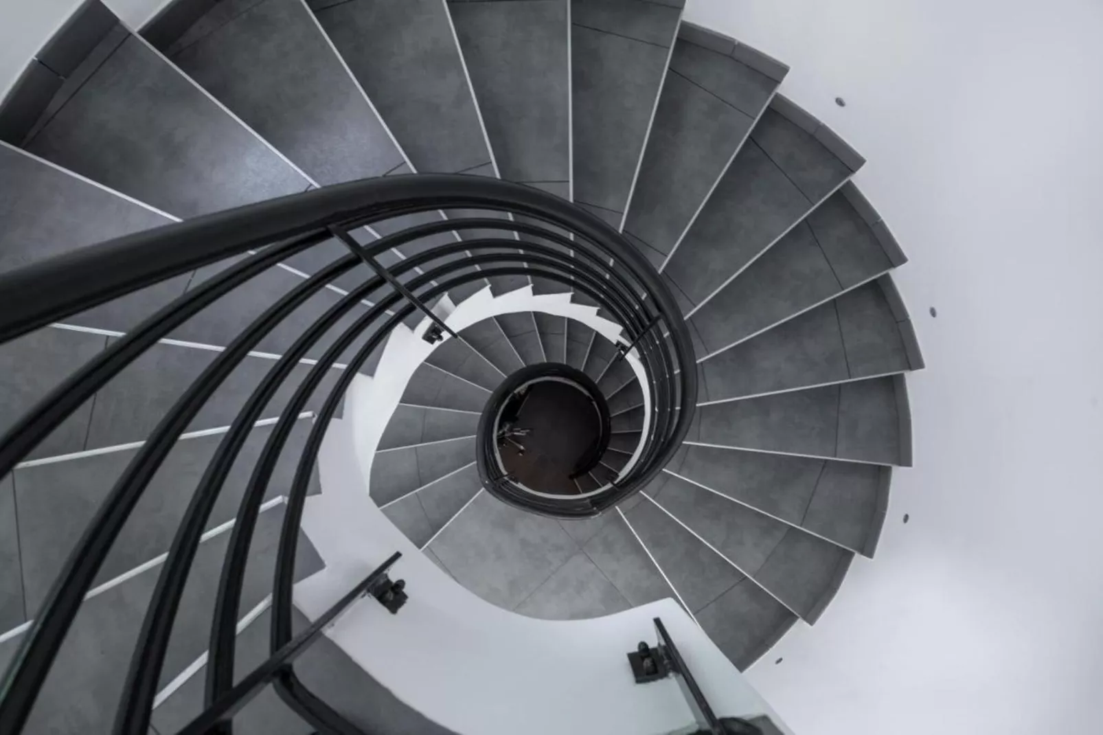 Villa avec piscine chauffée spa salle sport et cinéma-Overloop