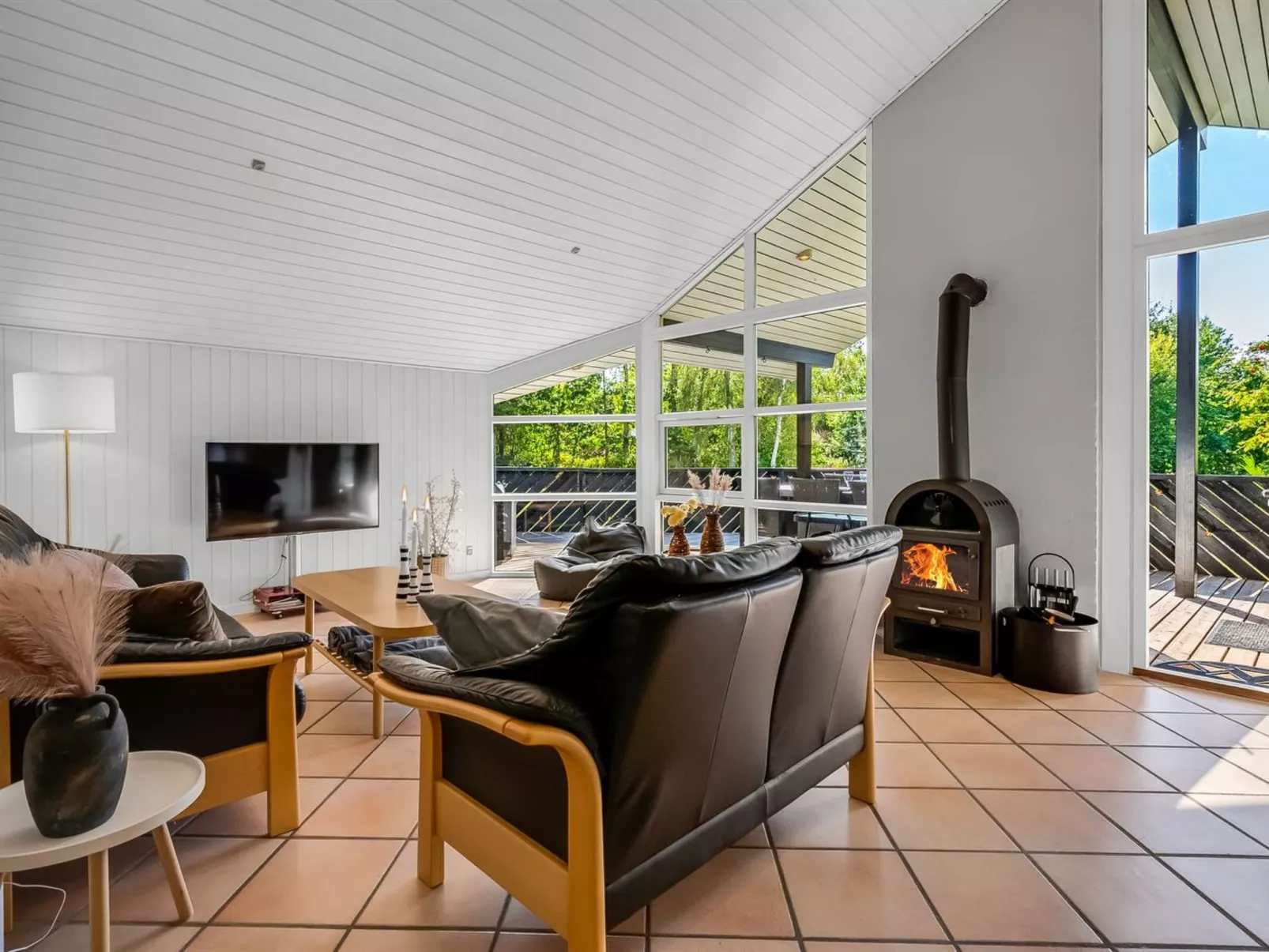 "Margrethe" - 600m from the sea-Binnen