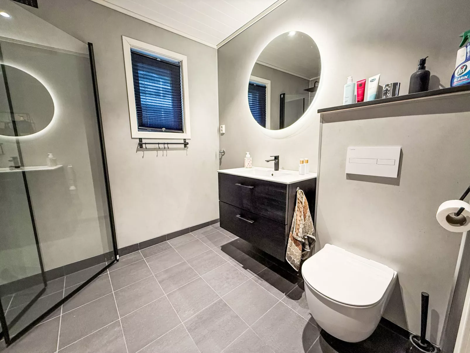 Høyanger Panorama - Binnen