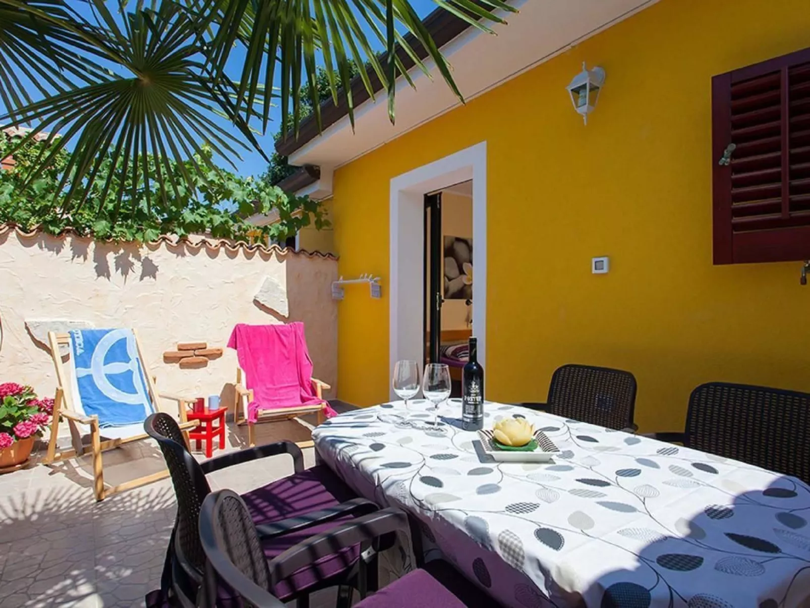 Haus Garden - Buiten