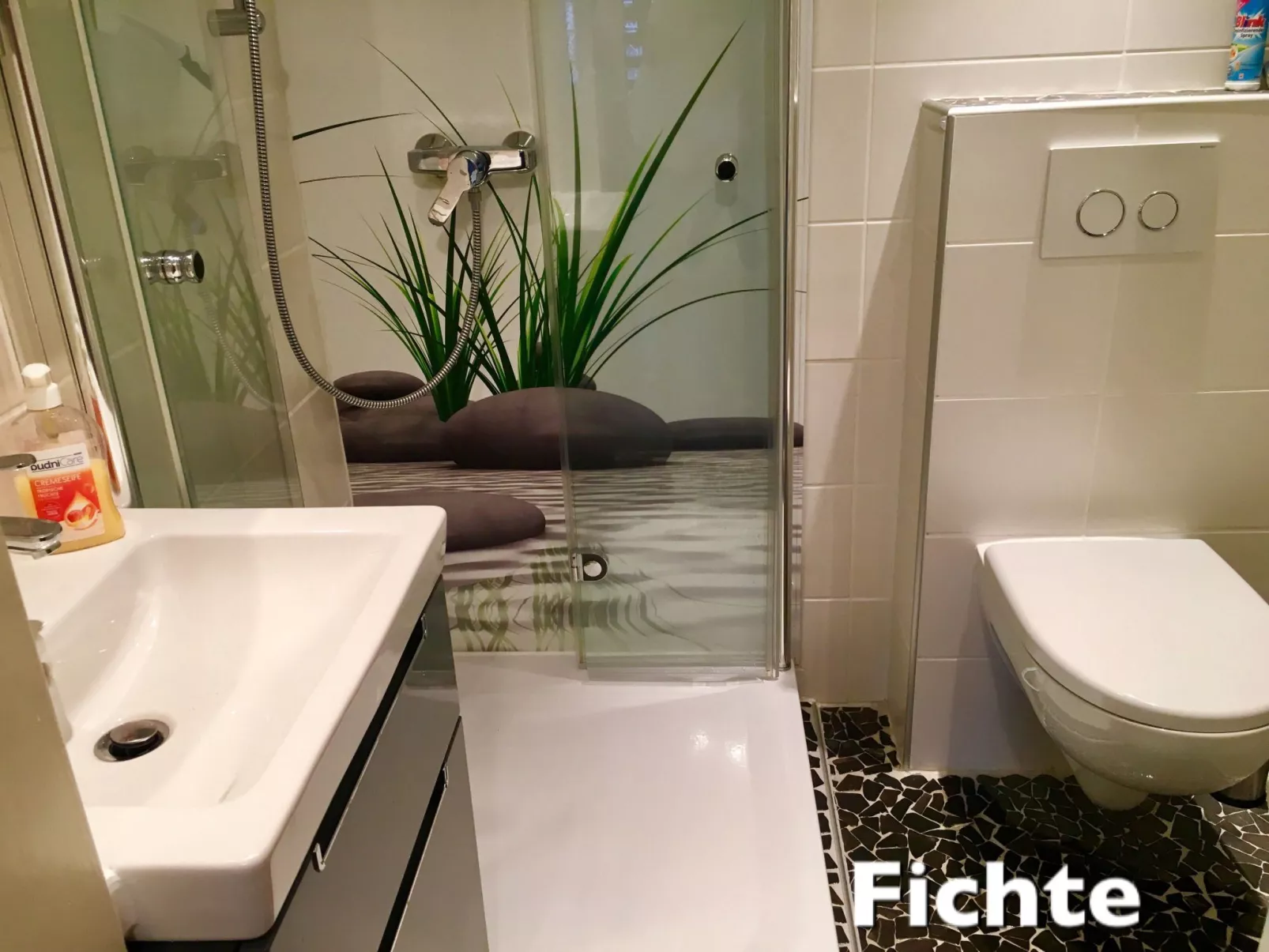 Für zwei bis vier Personen, WLAN - Image-tags.info