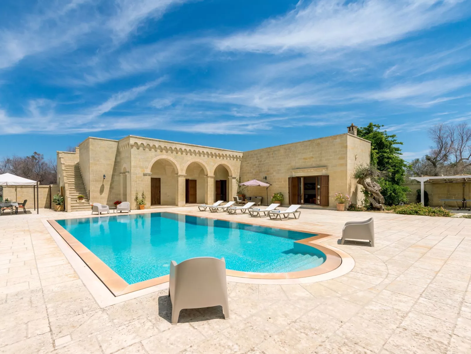 Modernes Bauernhaus mit Pool in der Nähe von Otranto-Salento - Image-tags.info