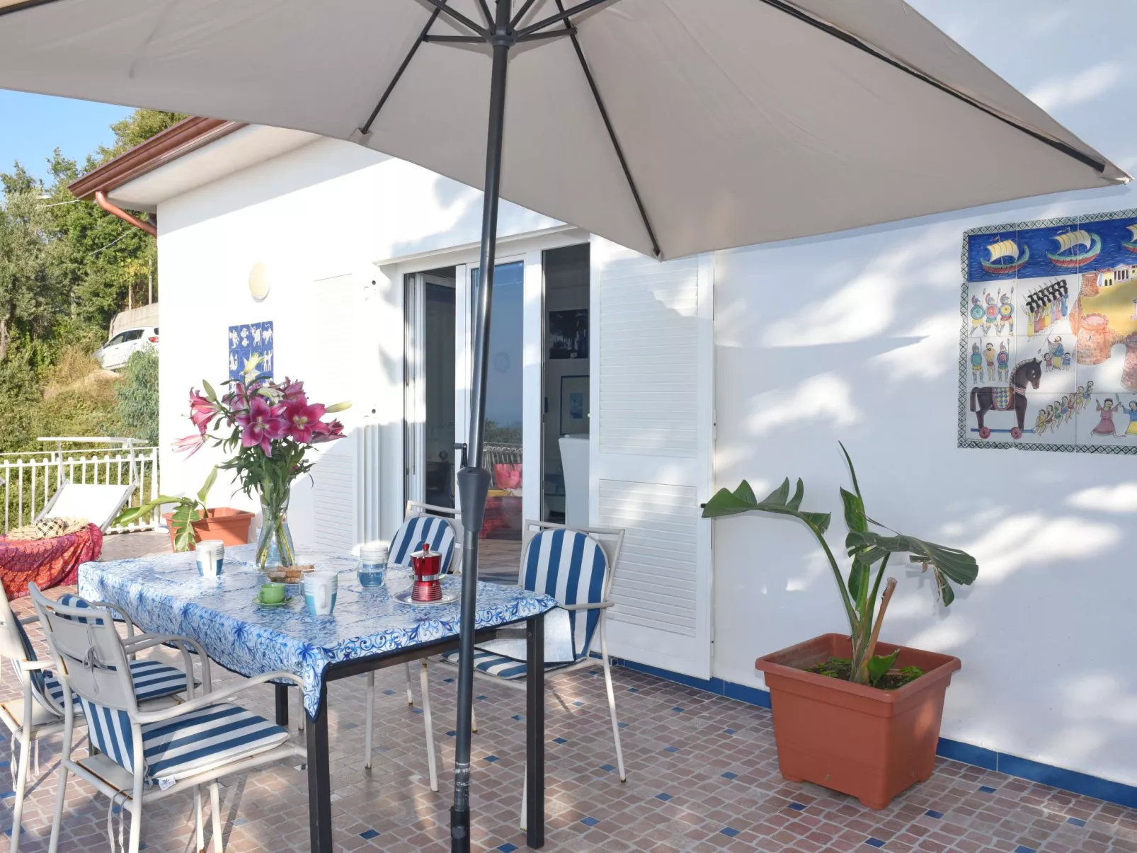 Mit Meerblick und großer Terrasse - Image-tags.info