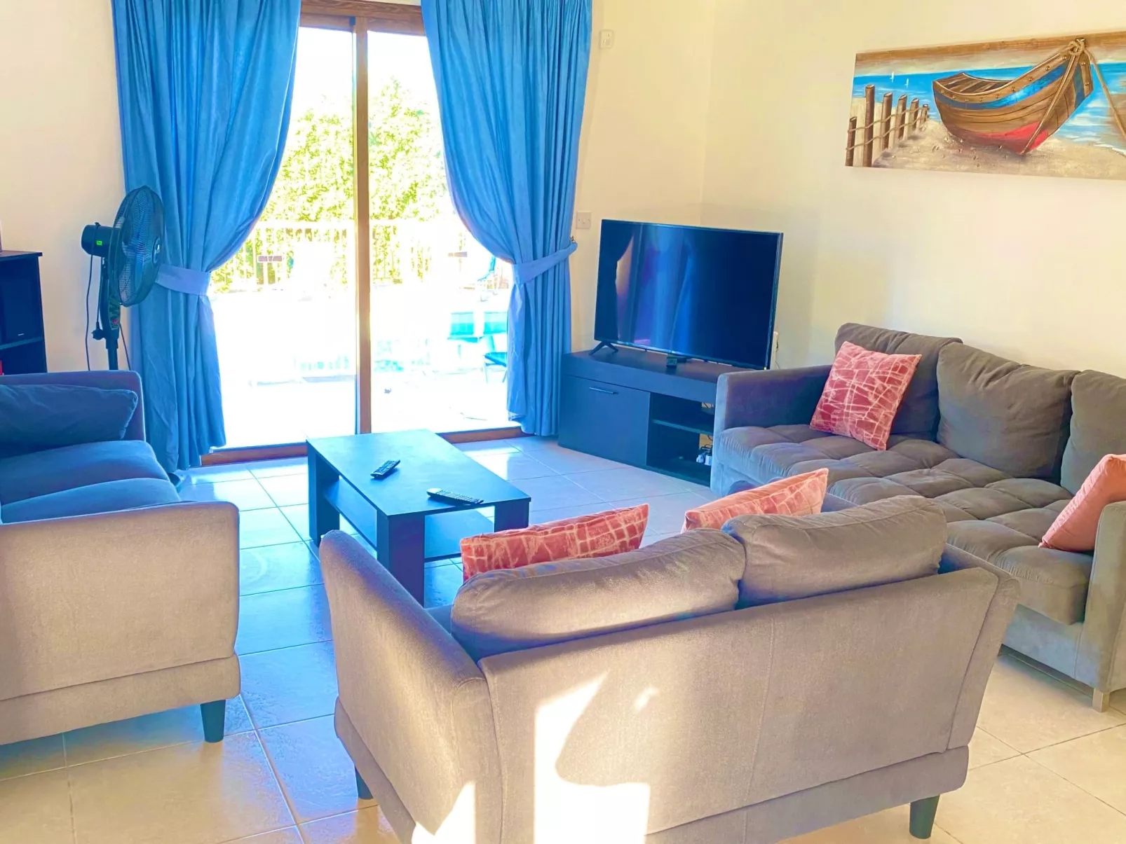 Mit privatem Pool - Image-tags.info