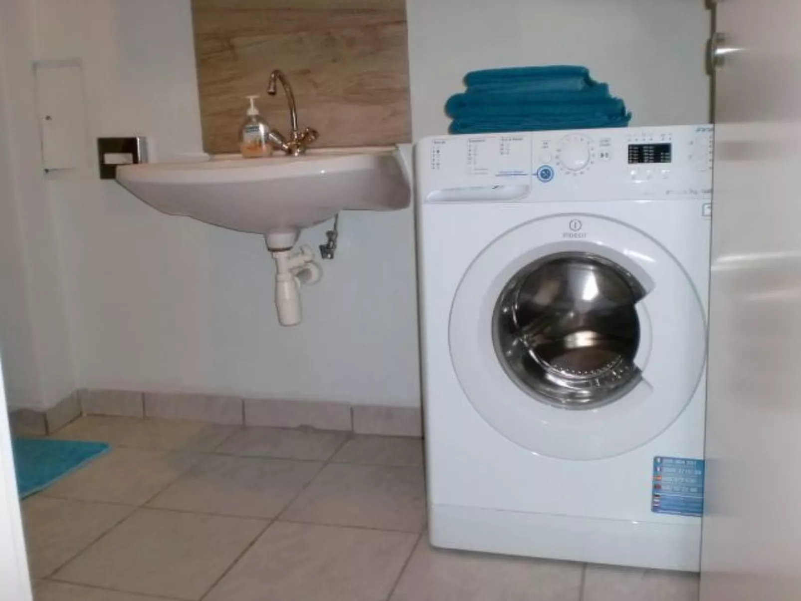 Charmante Wohnung in Fünfhaus mit Garten - Image-tags.info