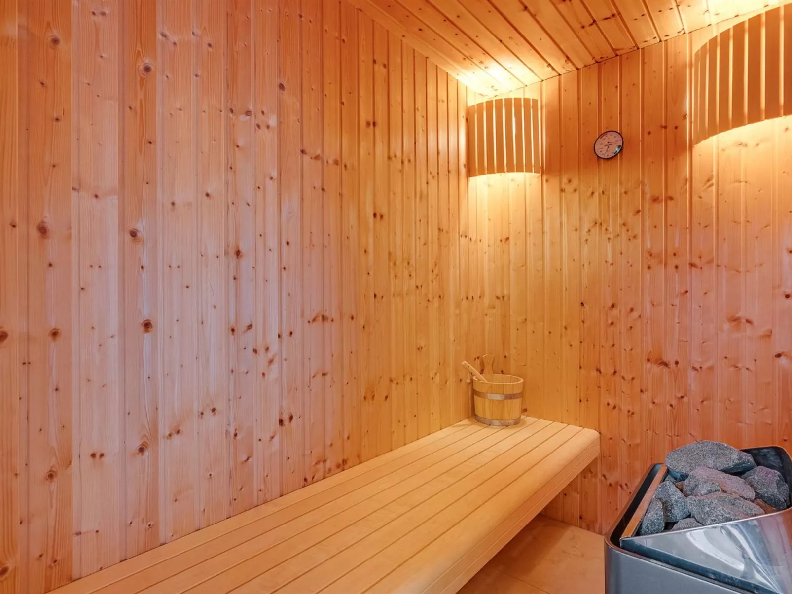 "Filisha" - 200m from the sea - Binnen