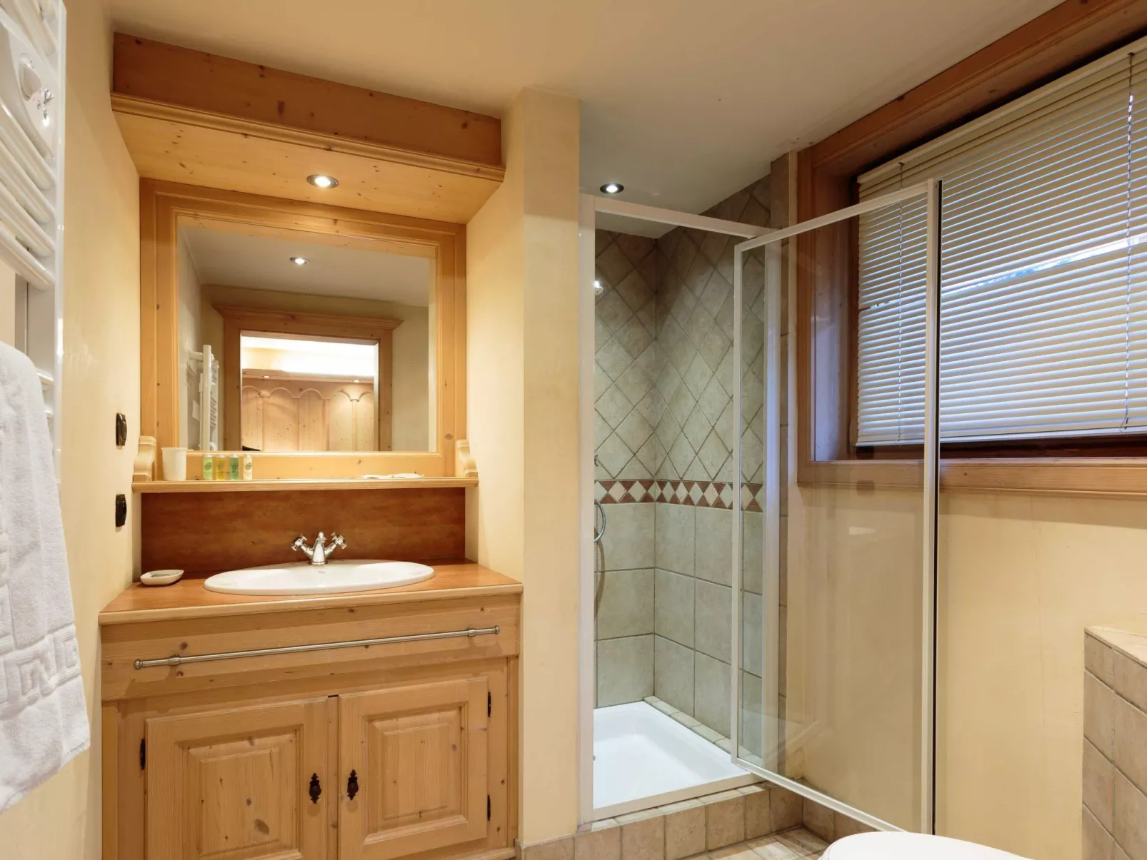 Chamois Apartment - Image-tags.info