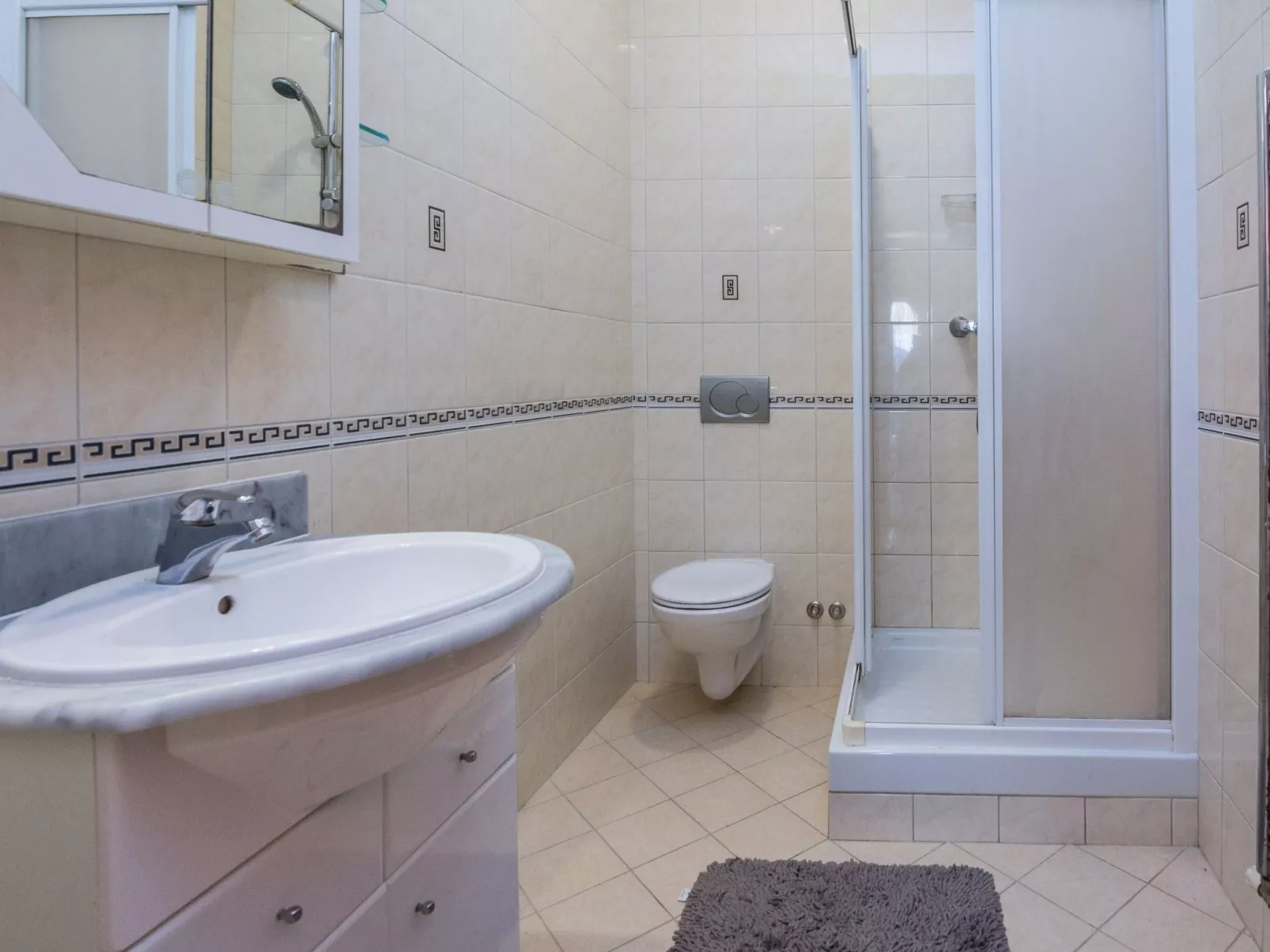 Apartment Weiss 1 - Image-tags.info