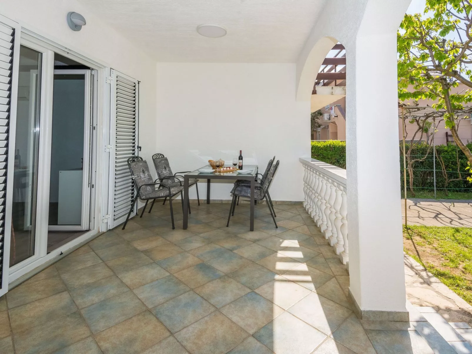 Apartment Napros 1 - Image-tags.info