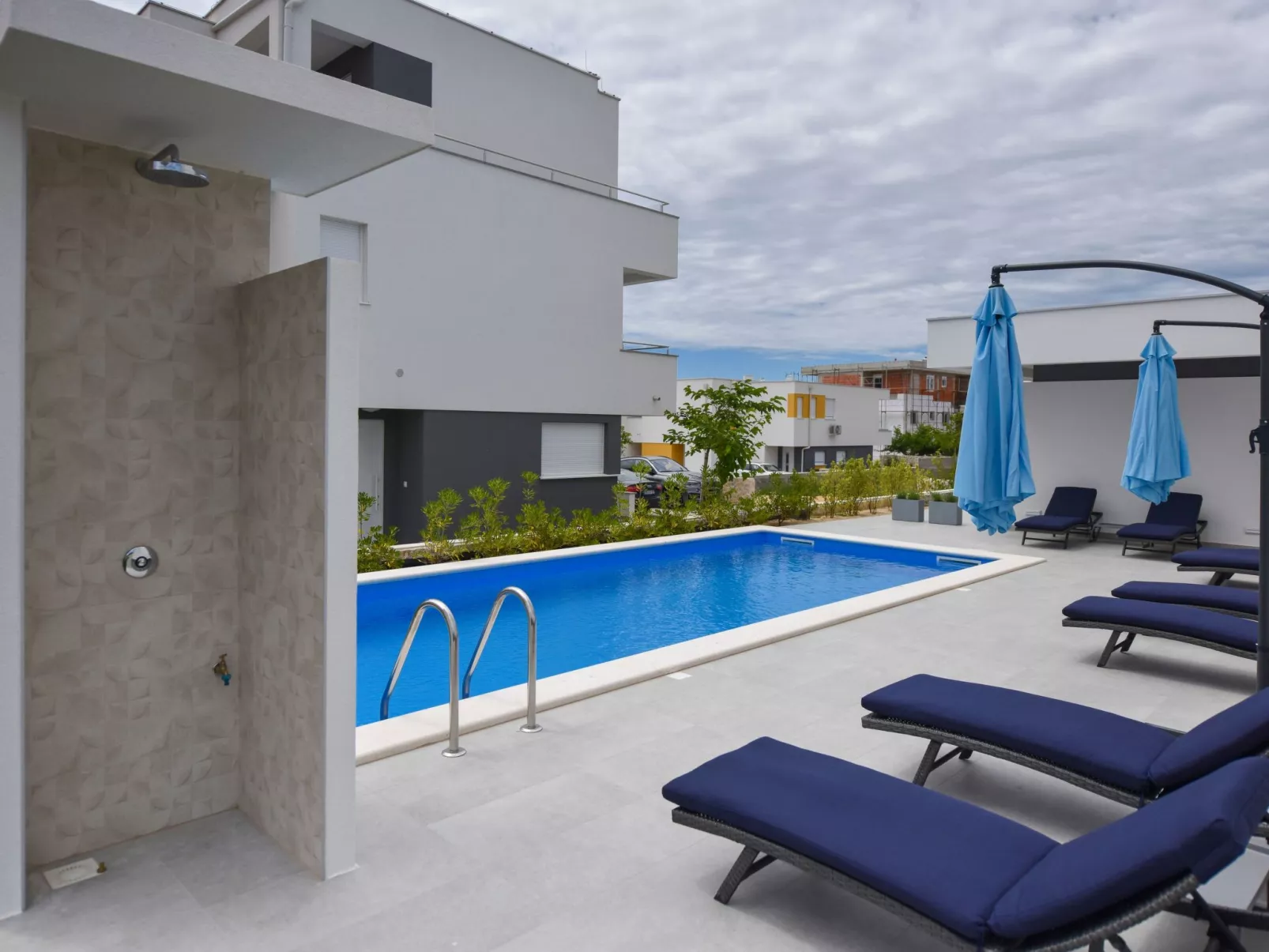 Deluxe Drei-Zimmer-Wohnung mit Terrasse - Mare - Image-tags.info