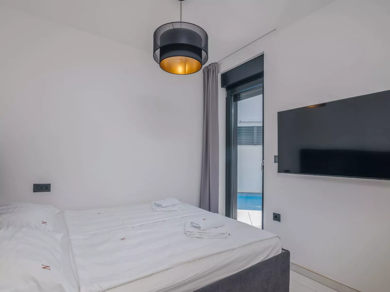 BP Lux - Image-tags.info