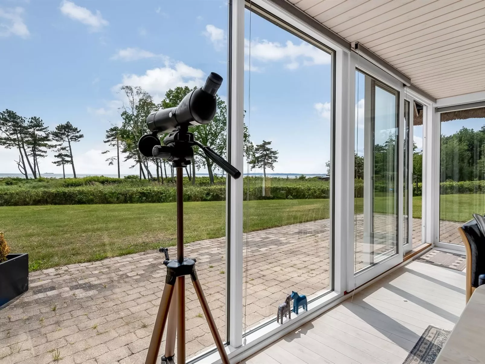 "Ellanora" - 50m from the sea - Buiten