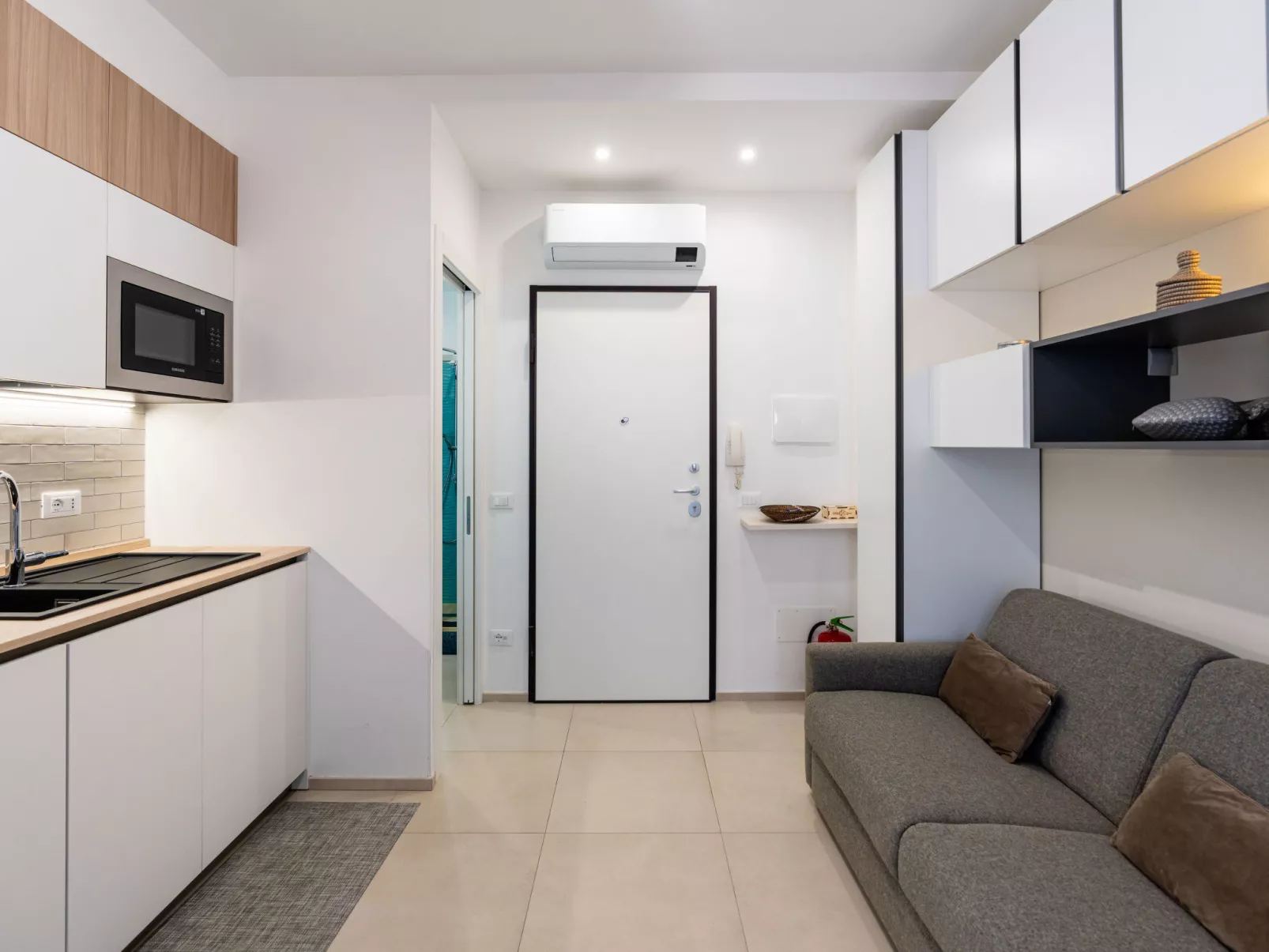 Central Home Sanremo - Binnen