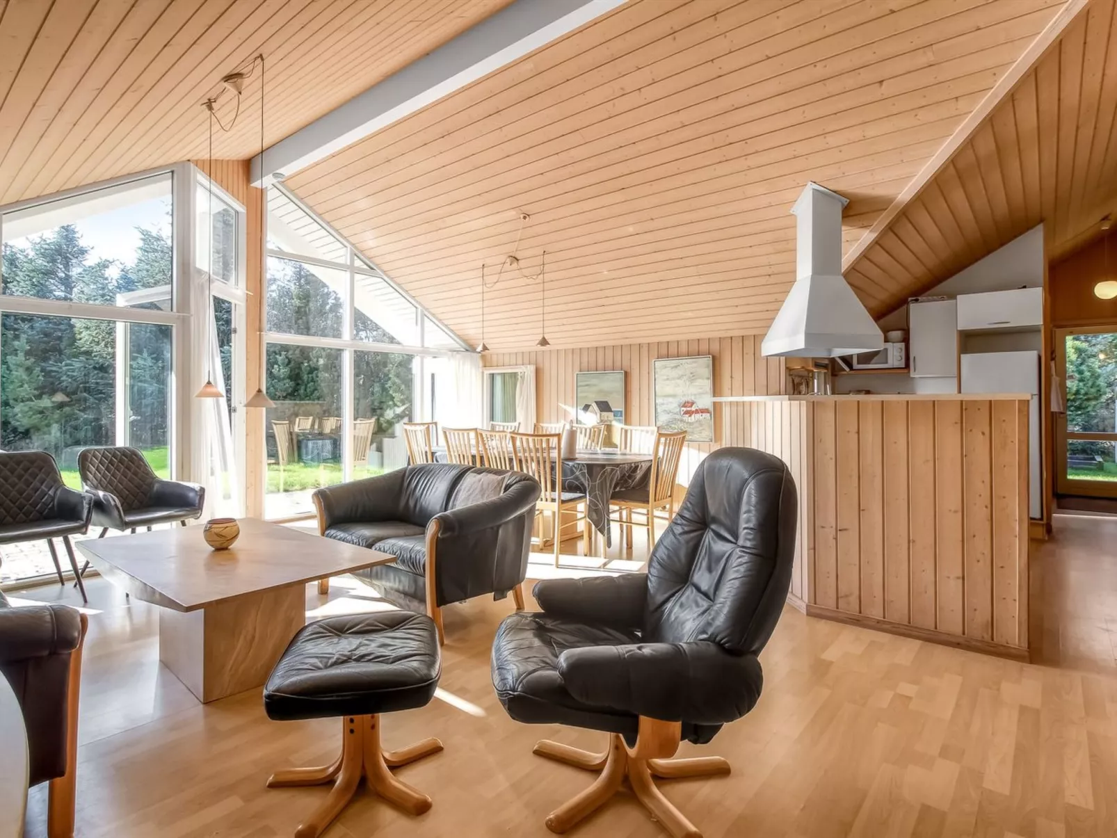 "Tonje" - 600m from the sea-Binnen