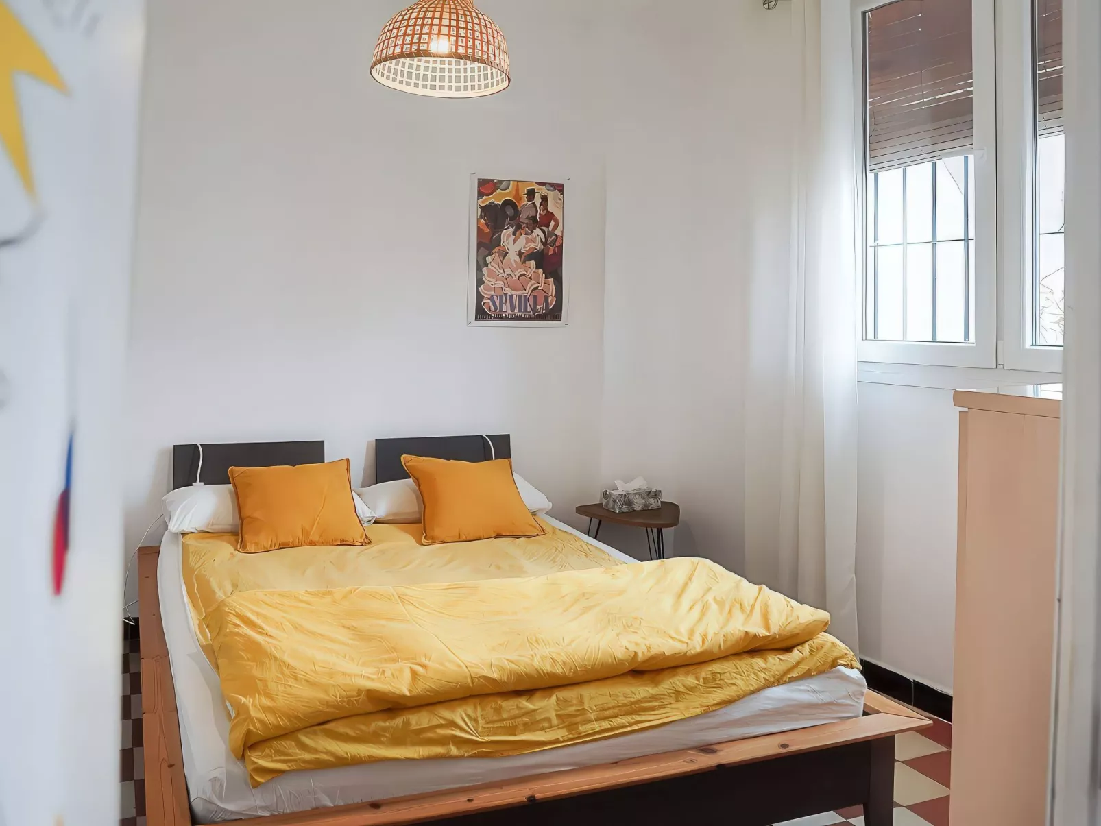 Helle Dach-Maisonette mit riesiger Terrasse - Binnen