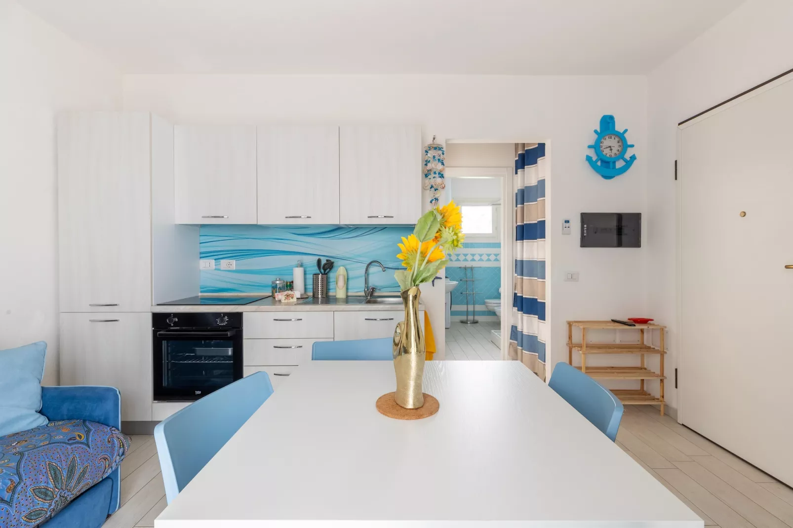 BILO BADESI CON PISCINA - Woonkamer