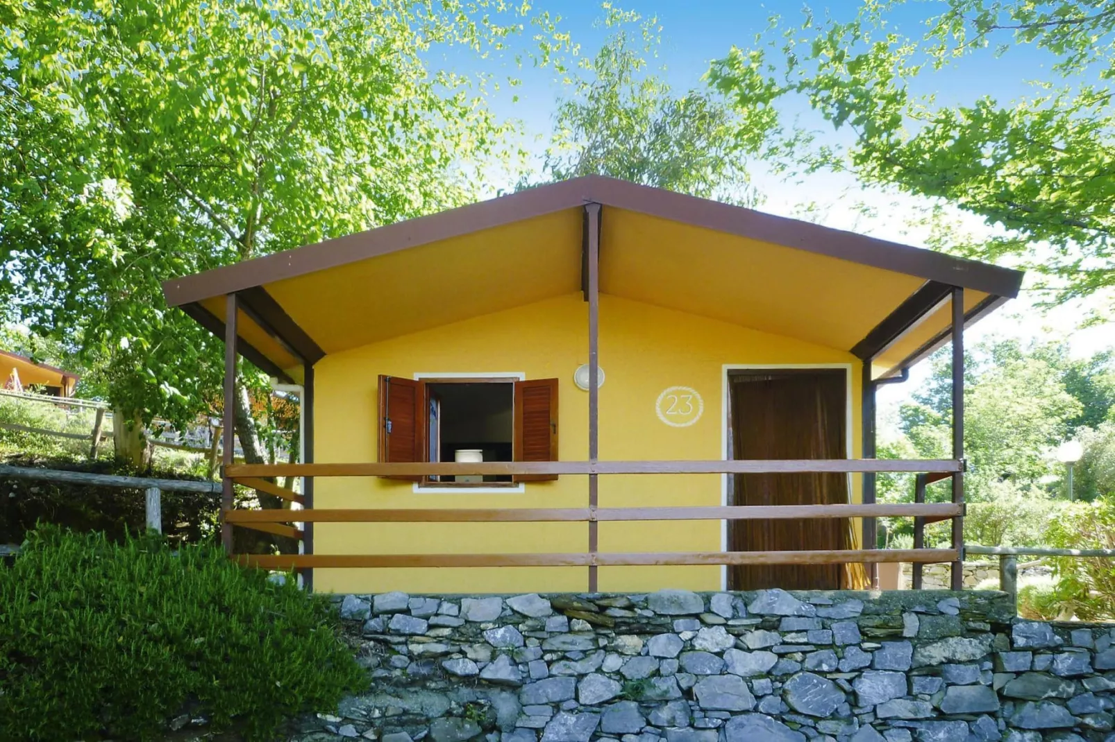 Ferienresort C'era Una Volta Villanova d'Albengo - Type MH B 2 Pax ca 24 qm - Buitenkant zomer