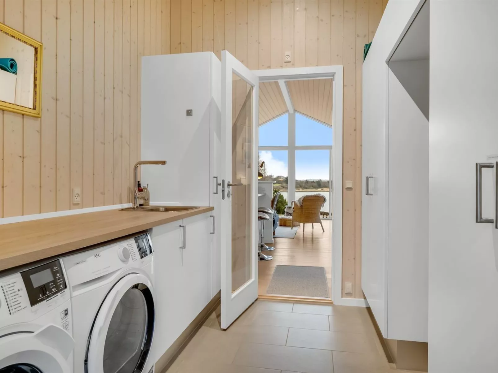 "Nico" - 70m to the fjord - Binnen