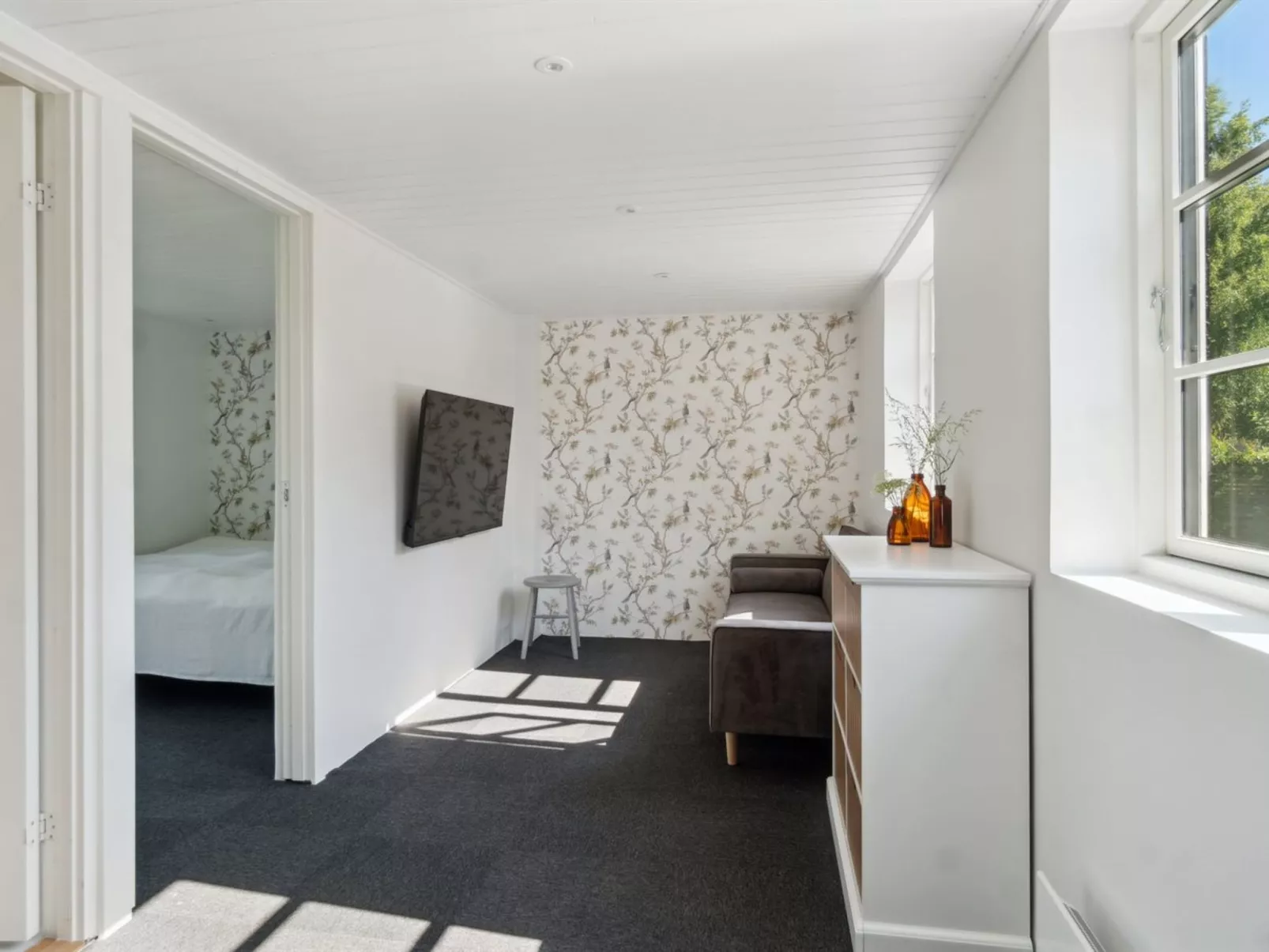 "Thrym" - 2.5km from the sea - Binnen