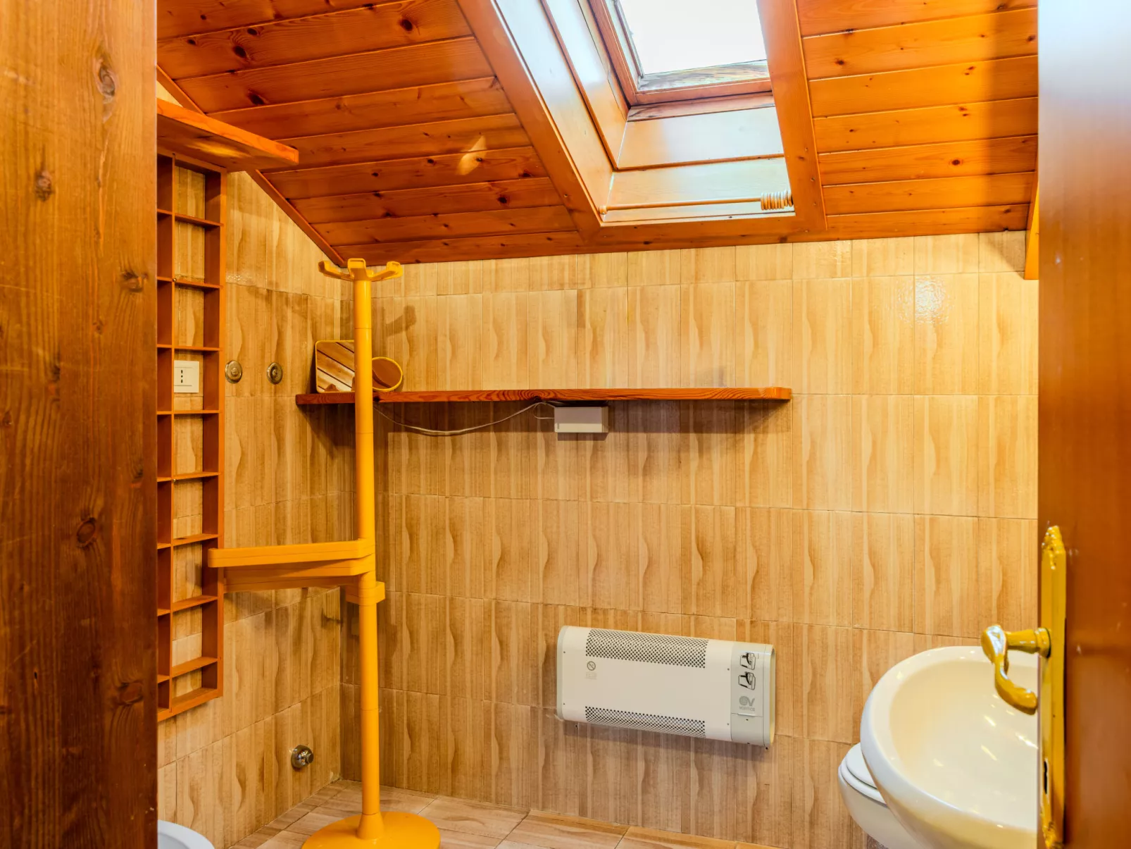 Mansarda Pineta-Binnen