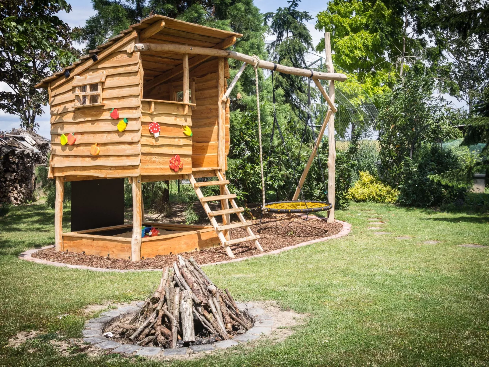 Mit Fasssauna-Binnen