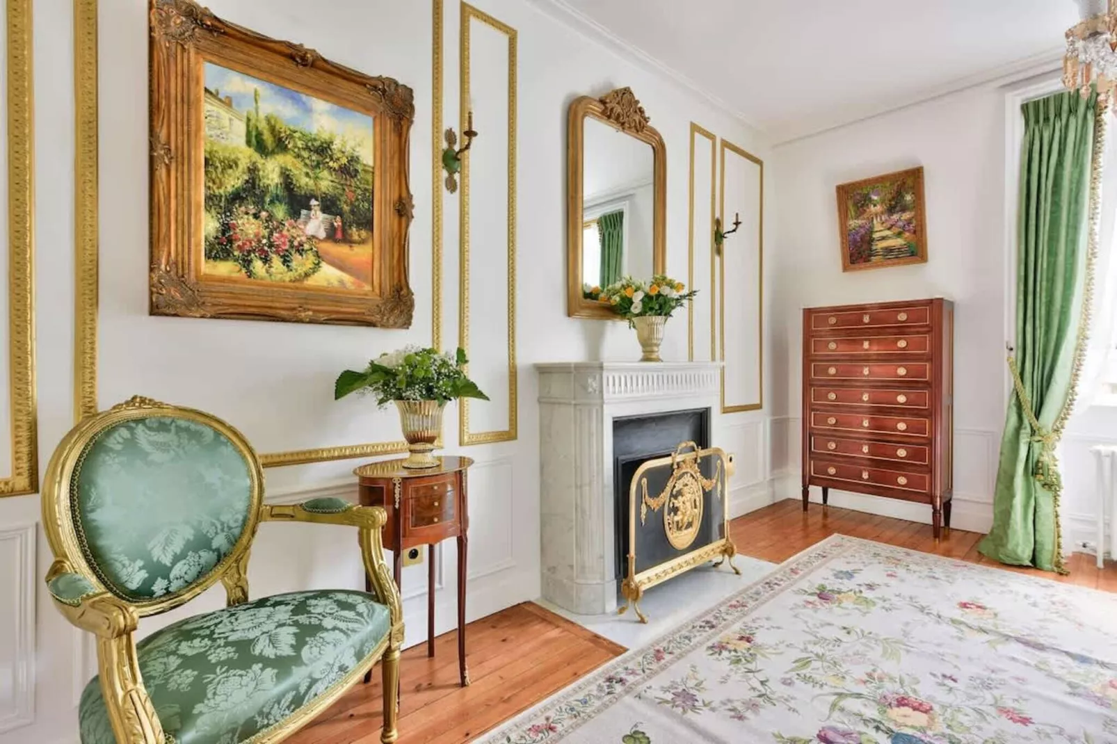 Noble demeure de luxe en plein coeur de Paris-Woonkamer