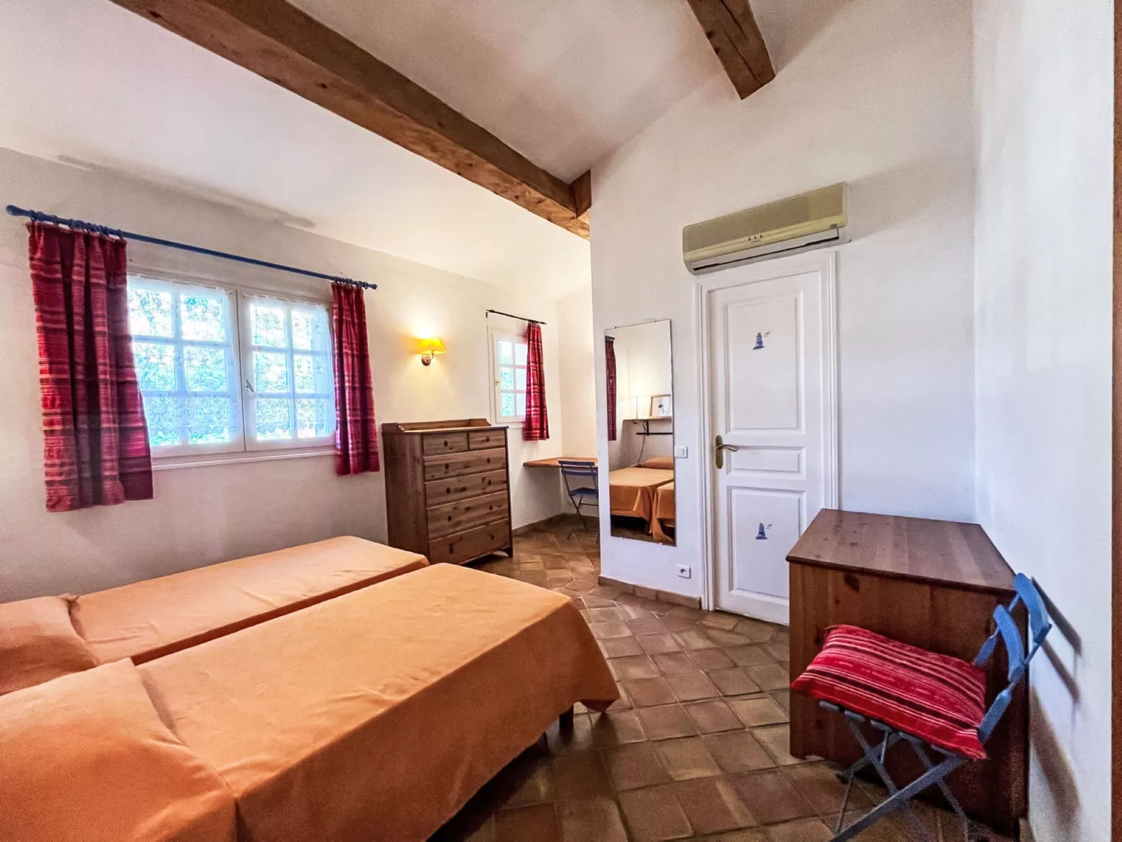 Le Grand Pin - Binnen