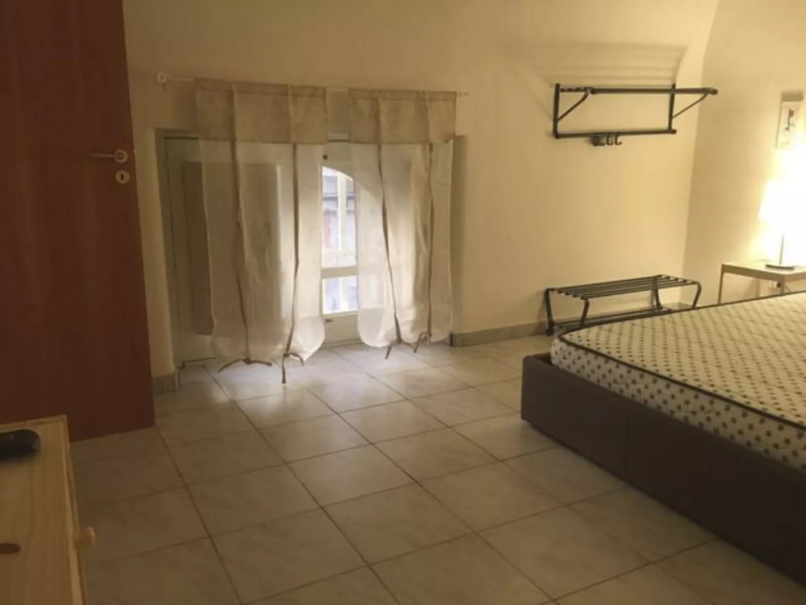 Alley's Haus - Image-tags.info