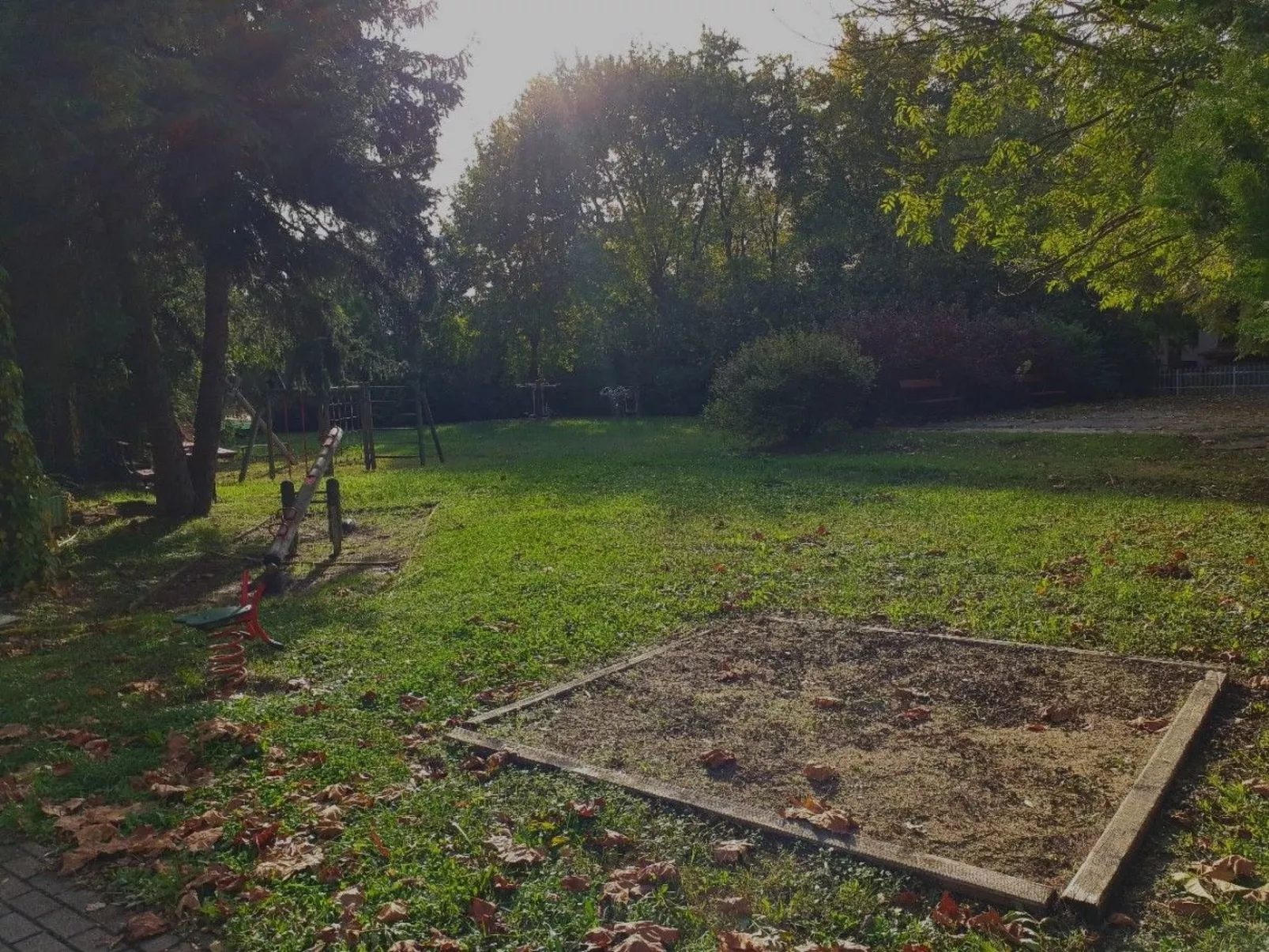 Freistehendes Ferienhaus beim Wellnessbad mit eingezäuntem Garten und Terrasse - Image-tags.info