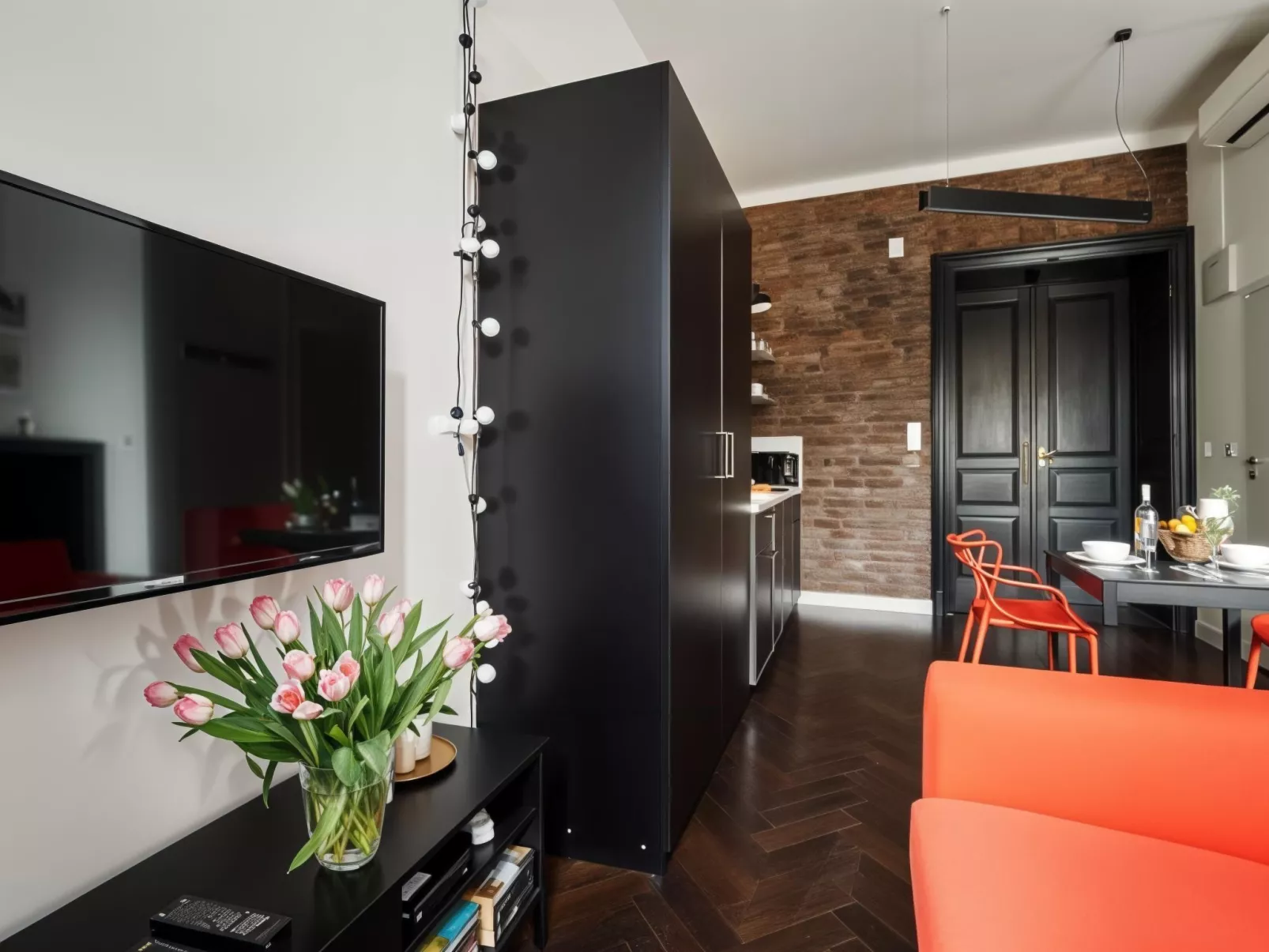 Studio "Fancy Brick 1" - Image-tags.info