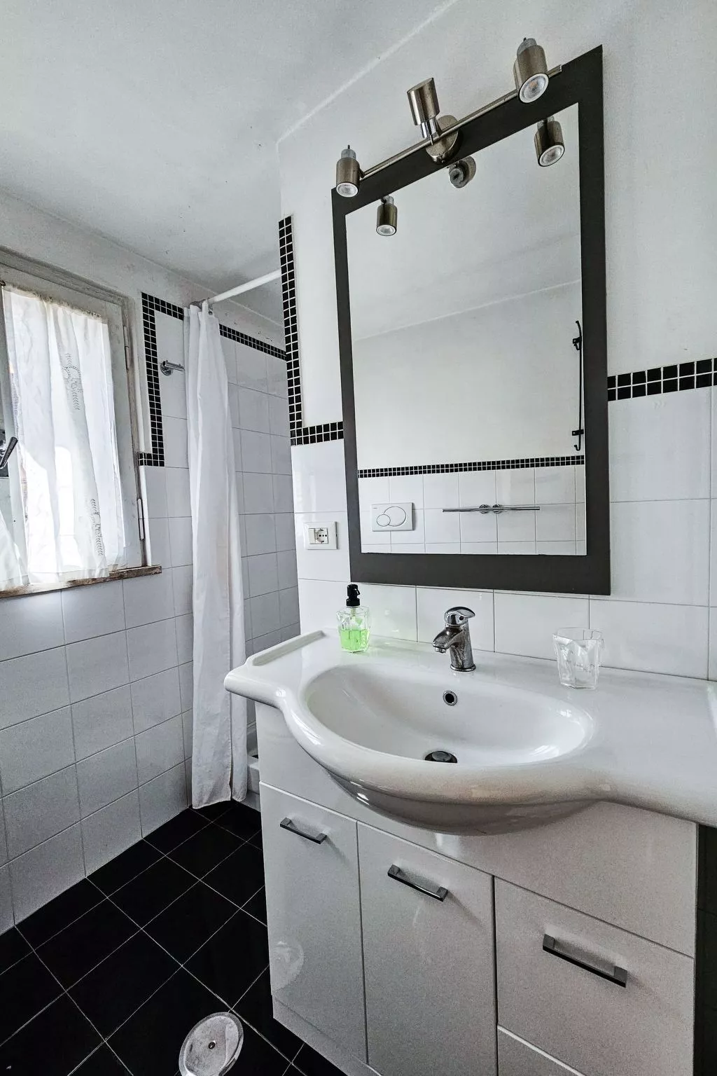 Wohnung Monserrato - Image-tags.info