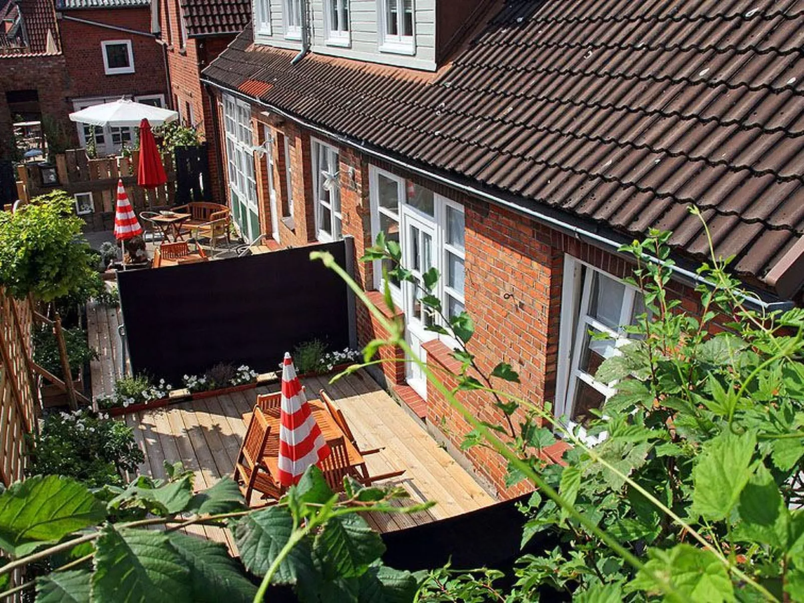 Mit eigener Terrasse - Image-tags.info