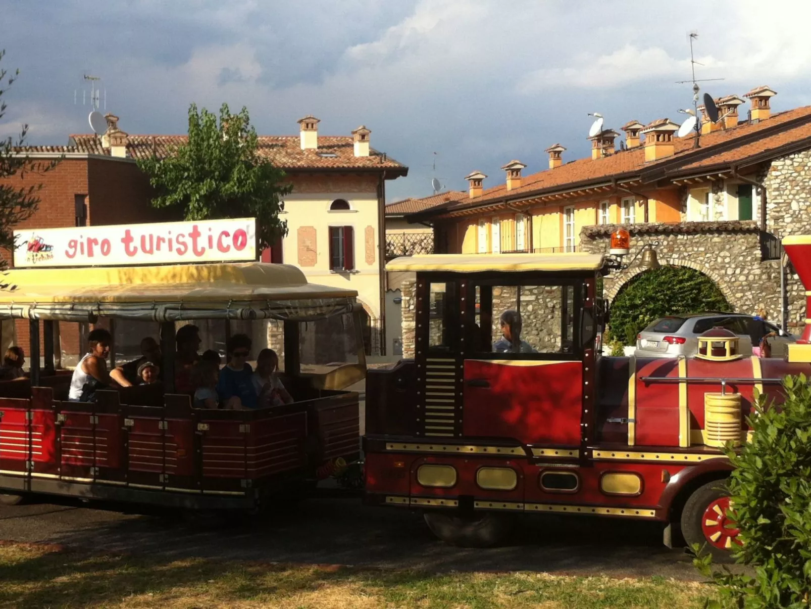 Wunderschöne Wohnung mit Garten und Grill - Image-tags.info