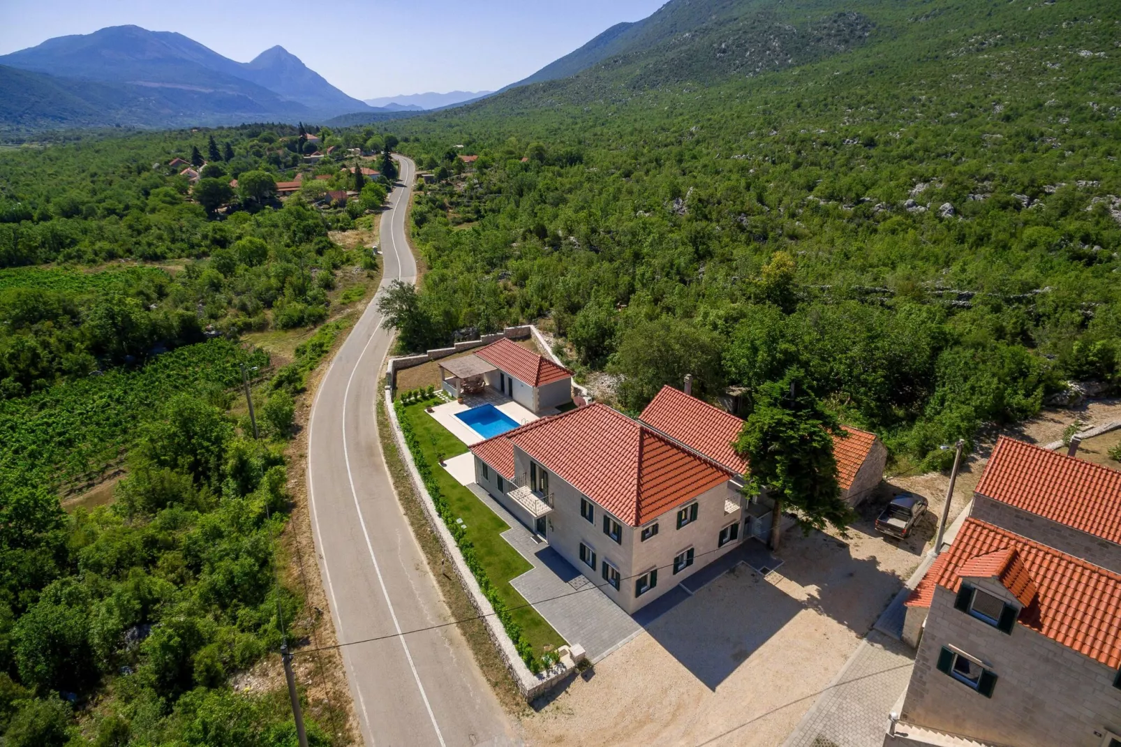 Villa Zupa-Gebieden zomer 1km