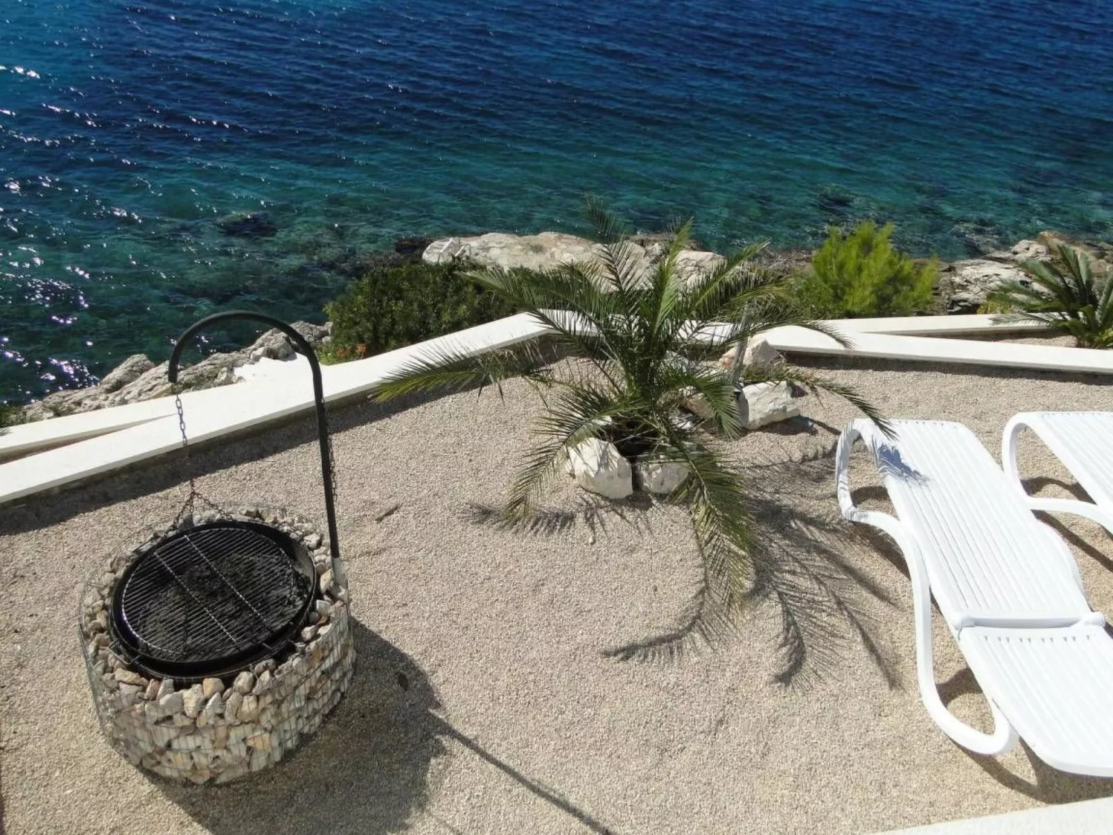 "Perla 3" mit Blick auf das Wasser - Image-tags.info