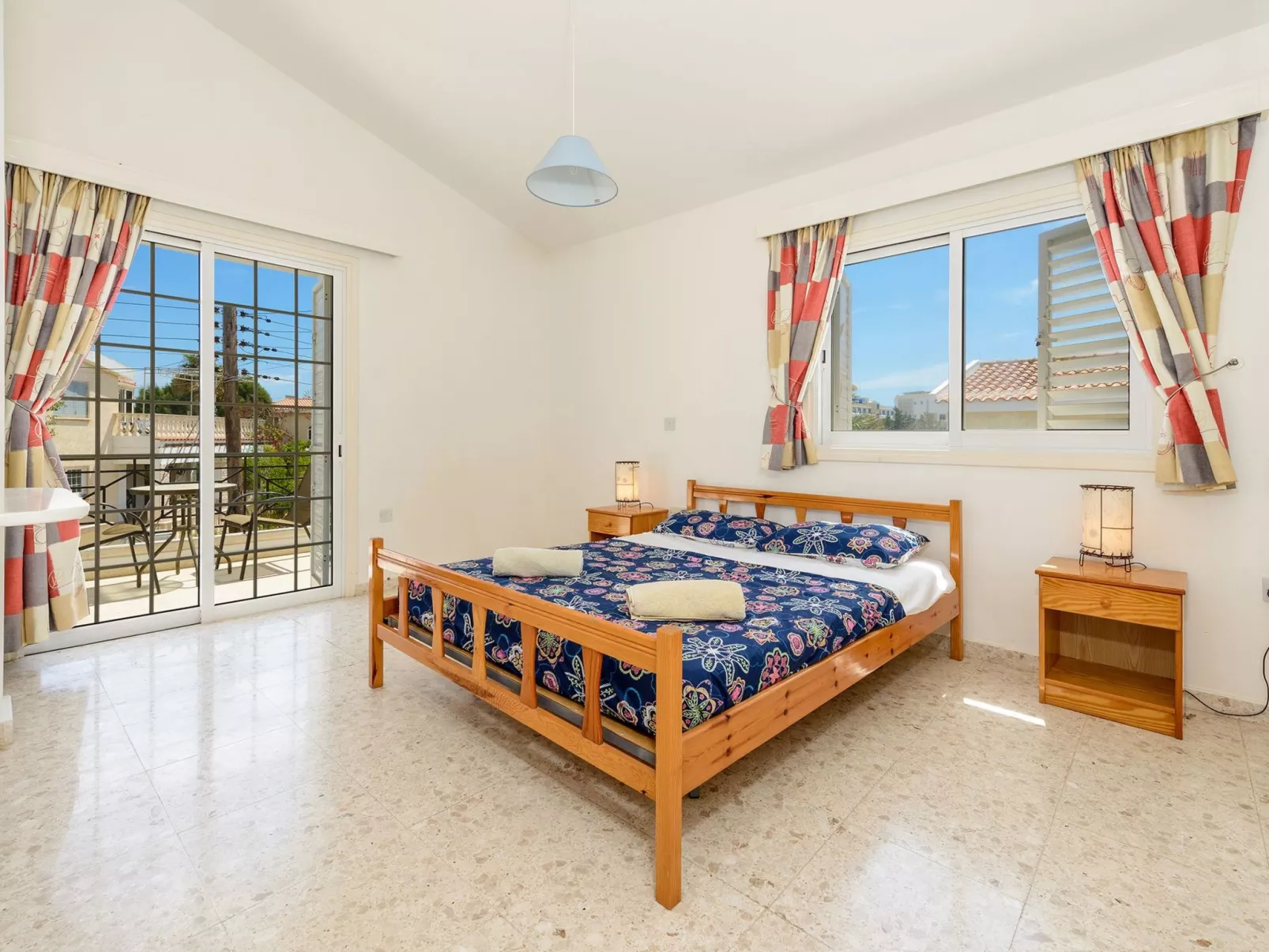 4-Schlafzimmer-Villa mit privatem Pool in Ayia Napa - Image-tags.info