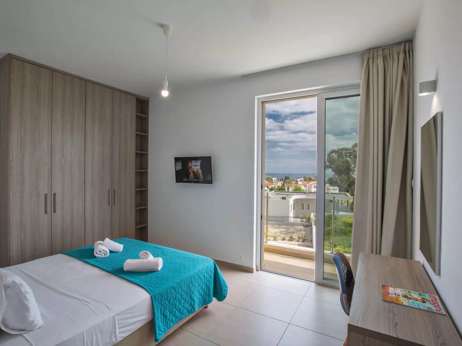 Schöne, topmoderne Ferienvilla auf Zypern - Image-tags.info