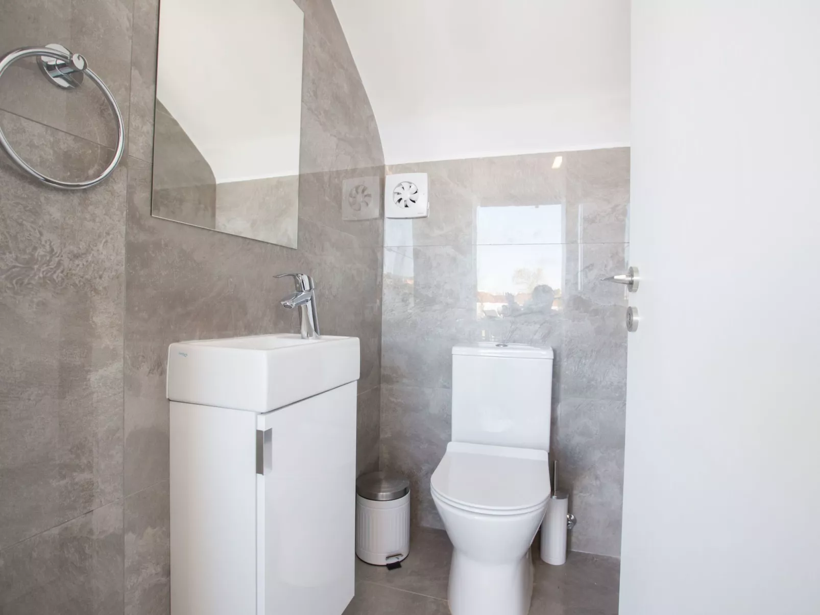 Protaras Olivine Villa mit Pool und einem Dachgarten - Image-tags.info