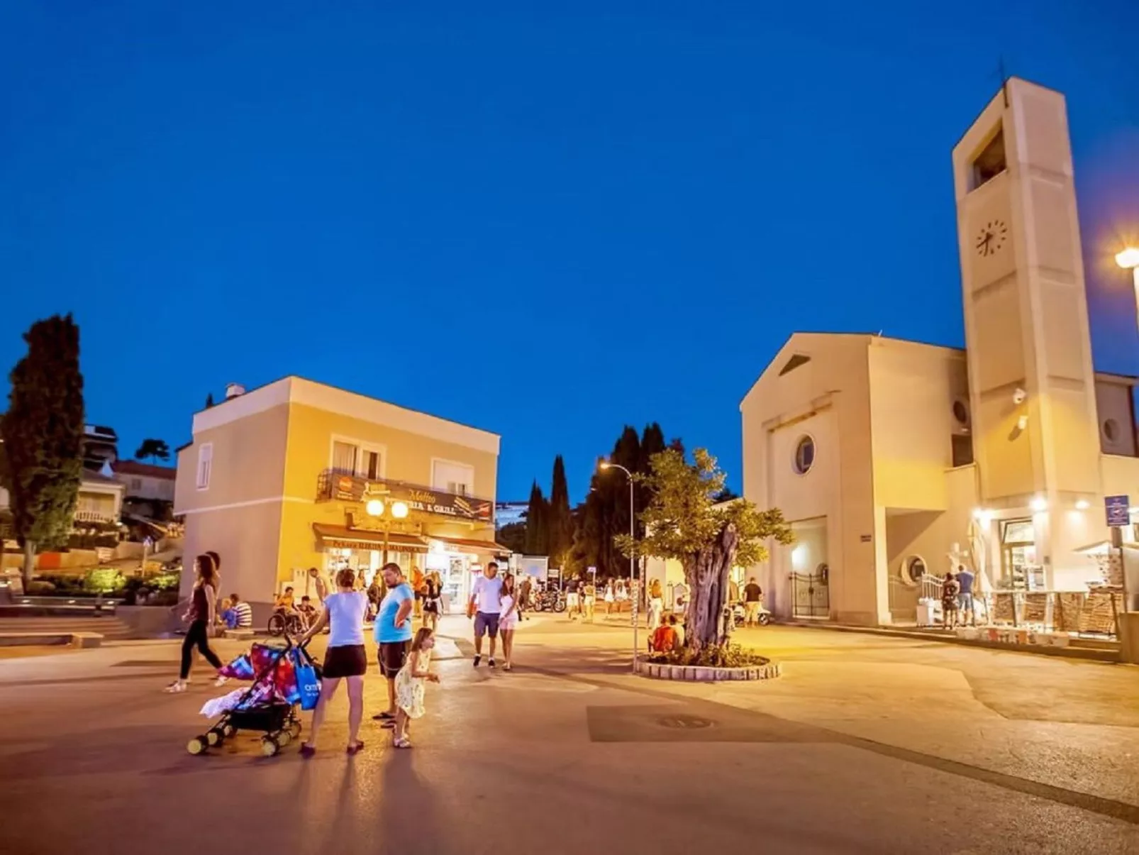 Luxuriöse Villa mit Pool inmitten der Natur - Image-tags.info