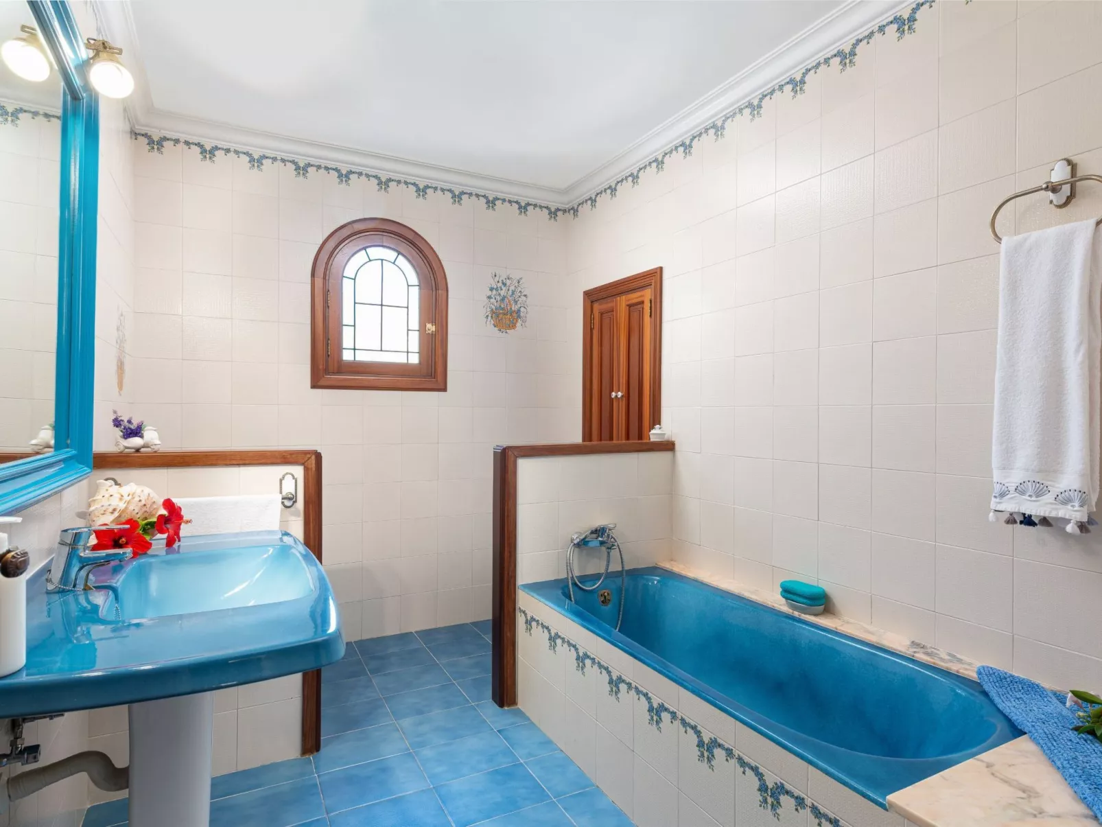 Stilvolle Villa mit Terrasse und Nähe zum Strand - Image-tags.info