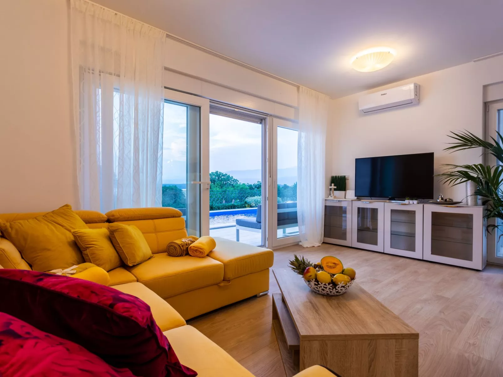 Villa Zara - Image-tags.info